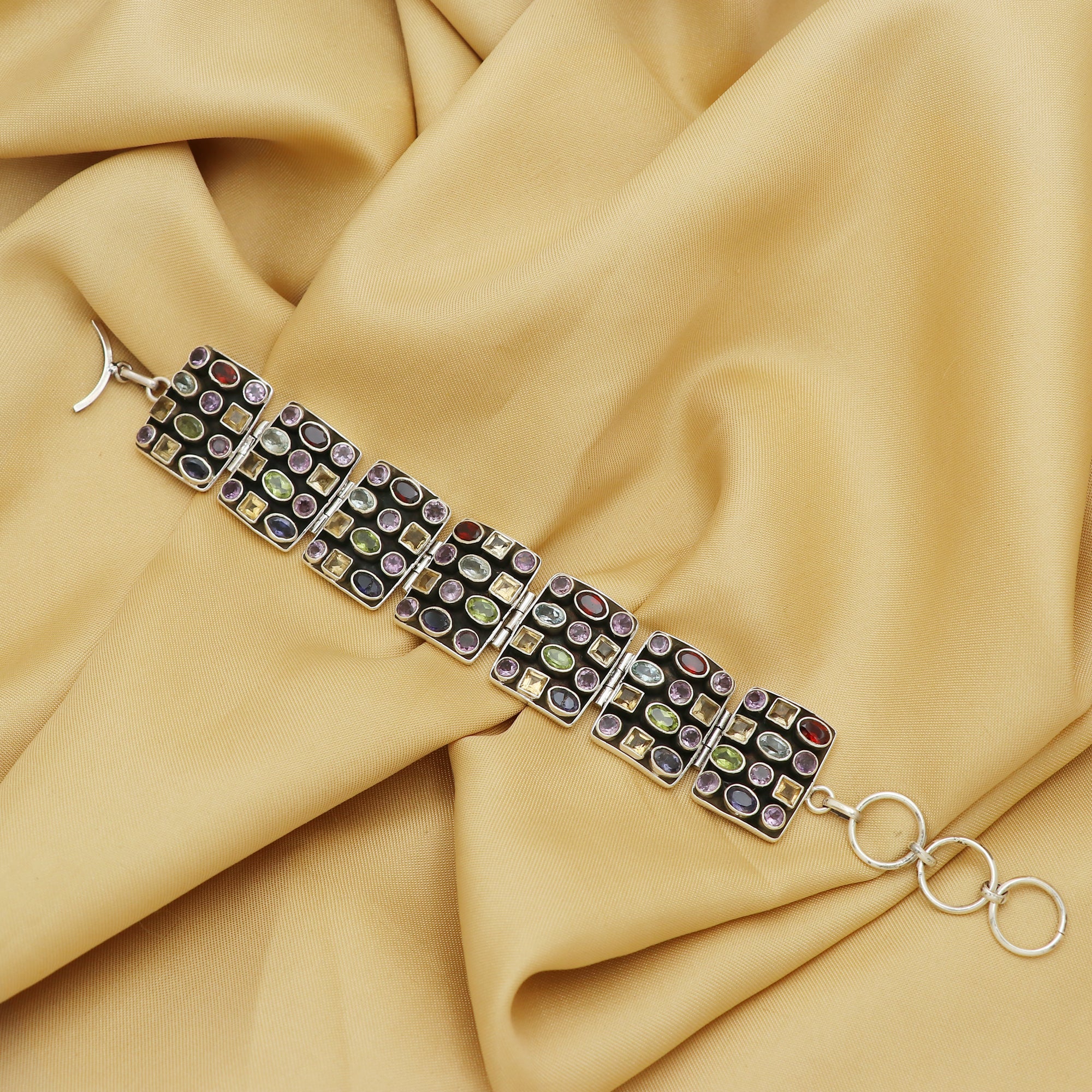 Aakriti Bracelet