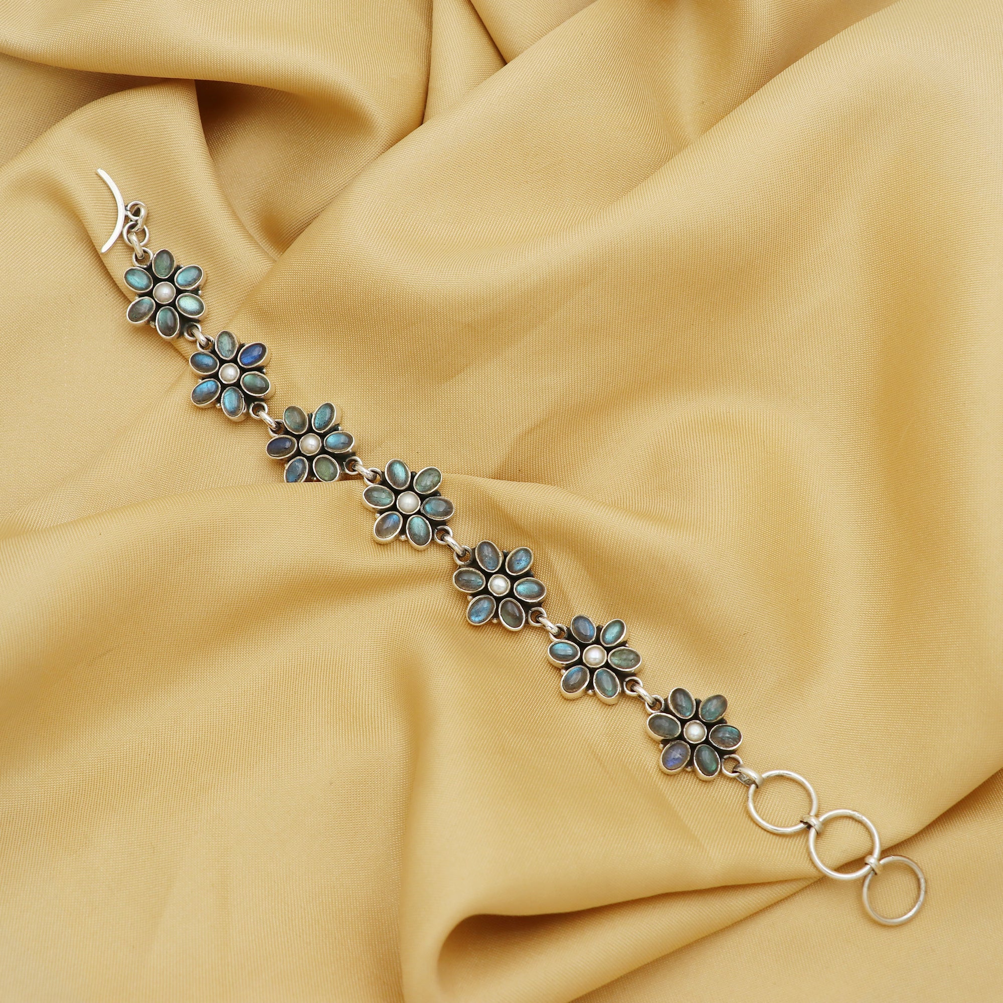 Flowery Bracelet