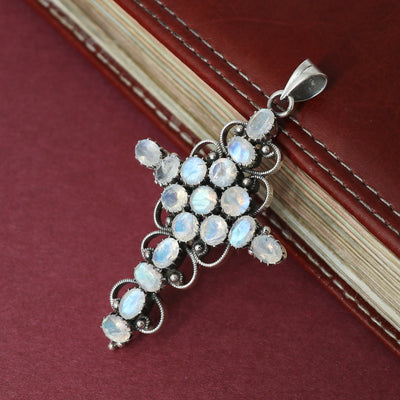 Sterling Silver Moonstone Pendant