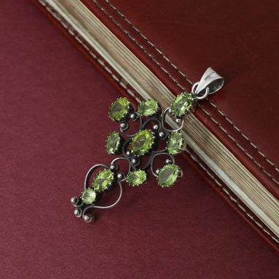 Sterling 925 Silver Peridot Stone Pendant