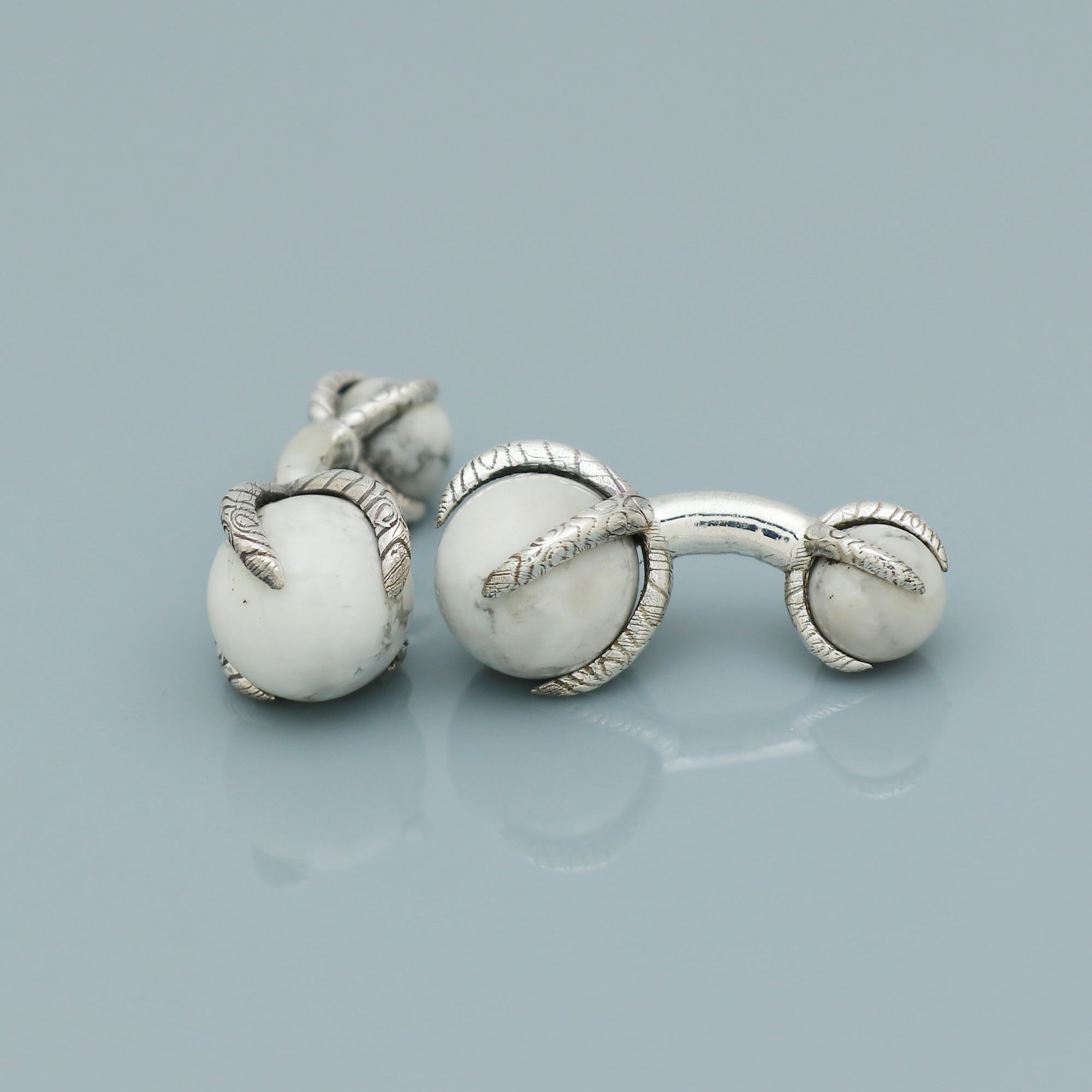 Claw Snowflake Cufflinks