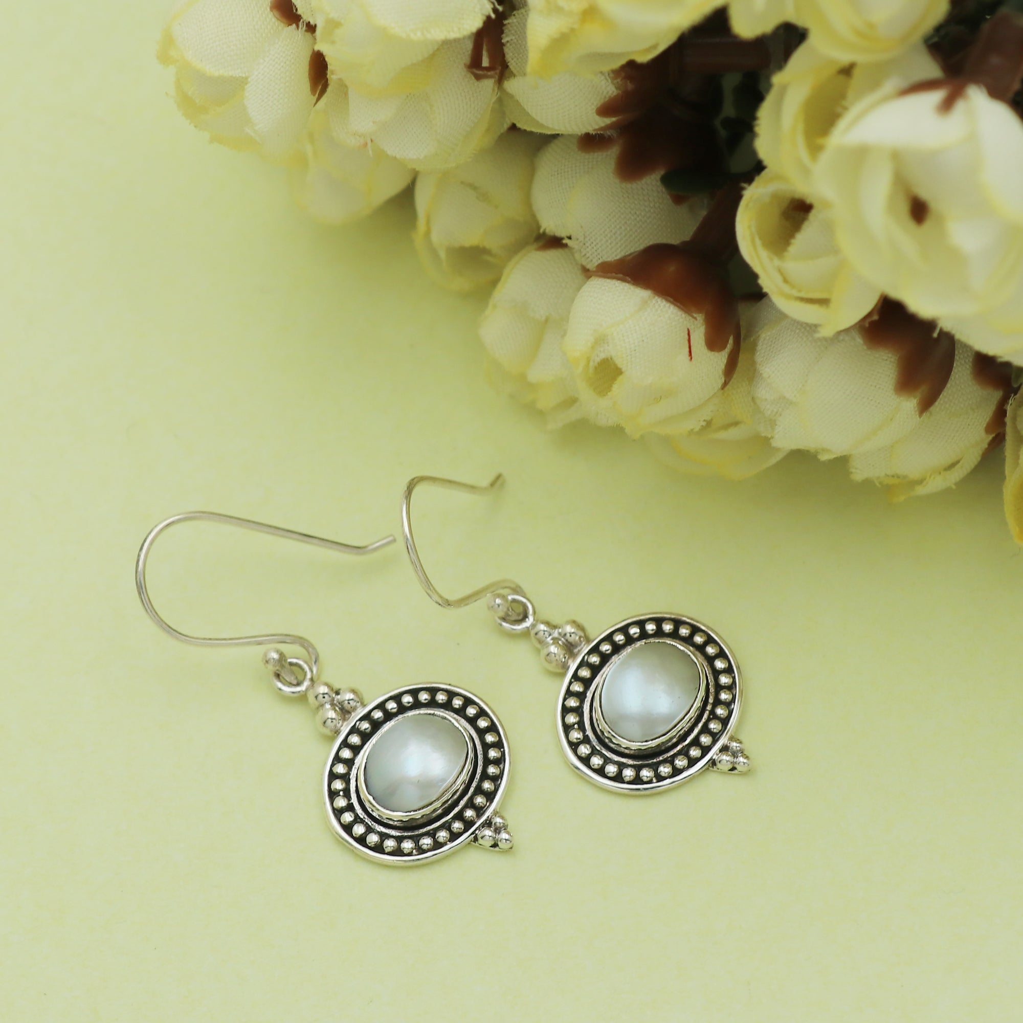 Aayana Pearl Earring