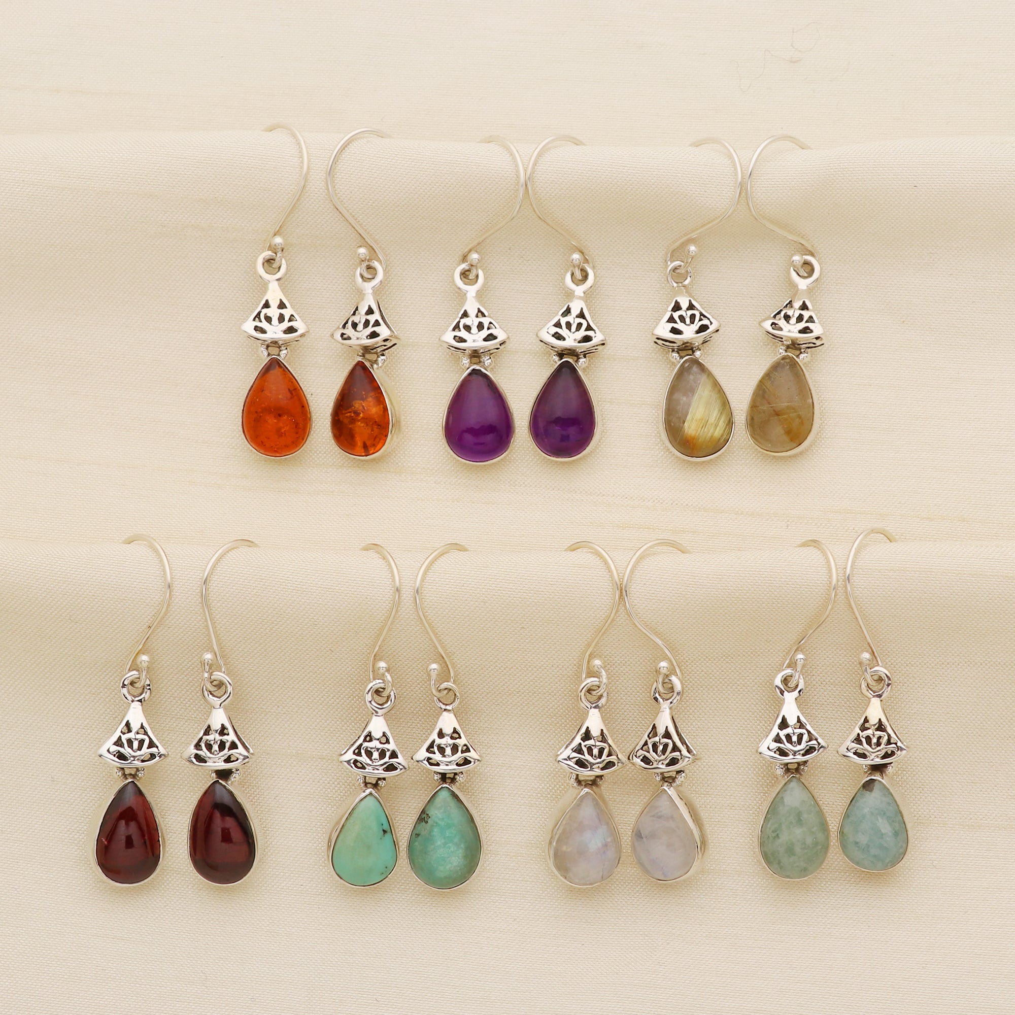 Taara Amber Earring