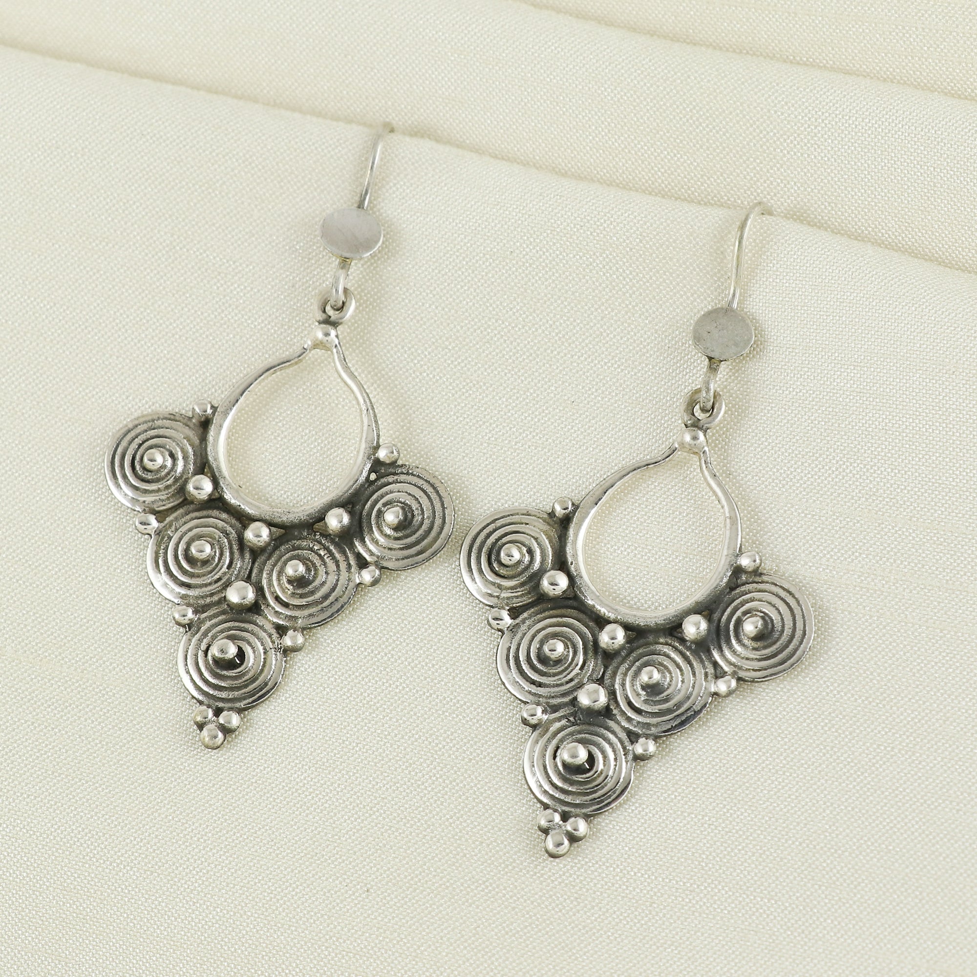 Silver Dew Drops