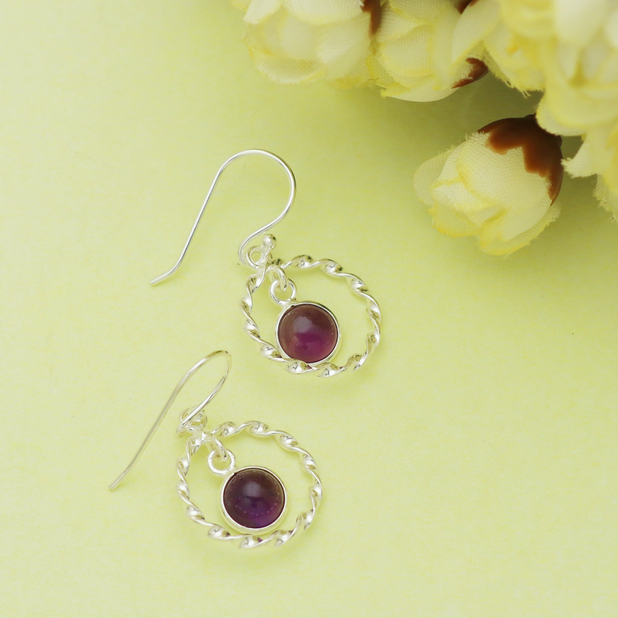 Twisted Round Earring