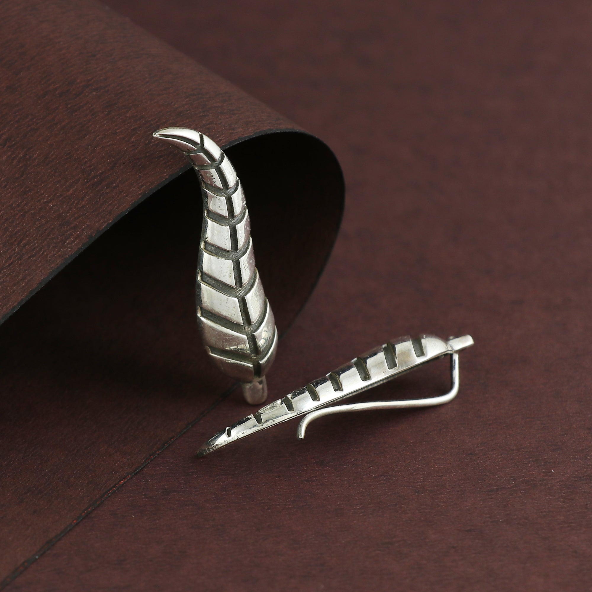 Plain Designer Long Earcrawlers