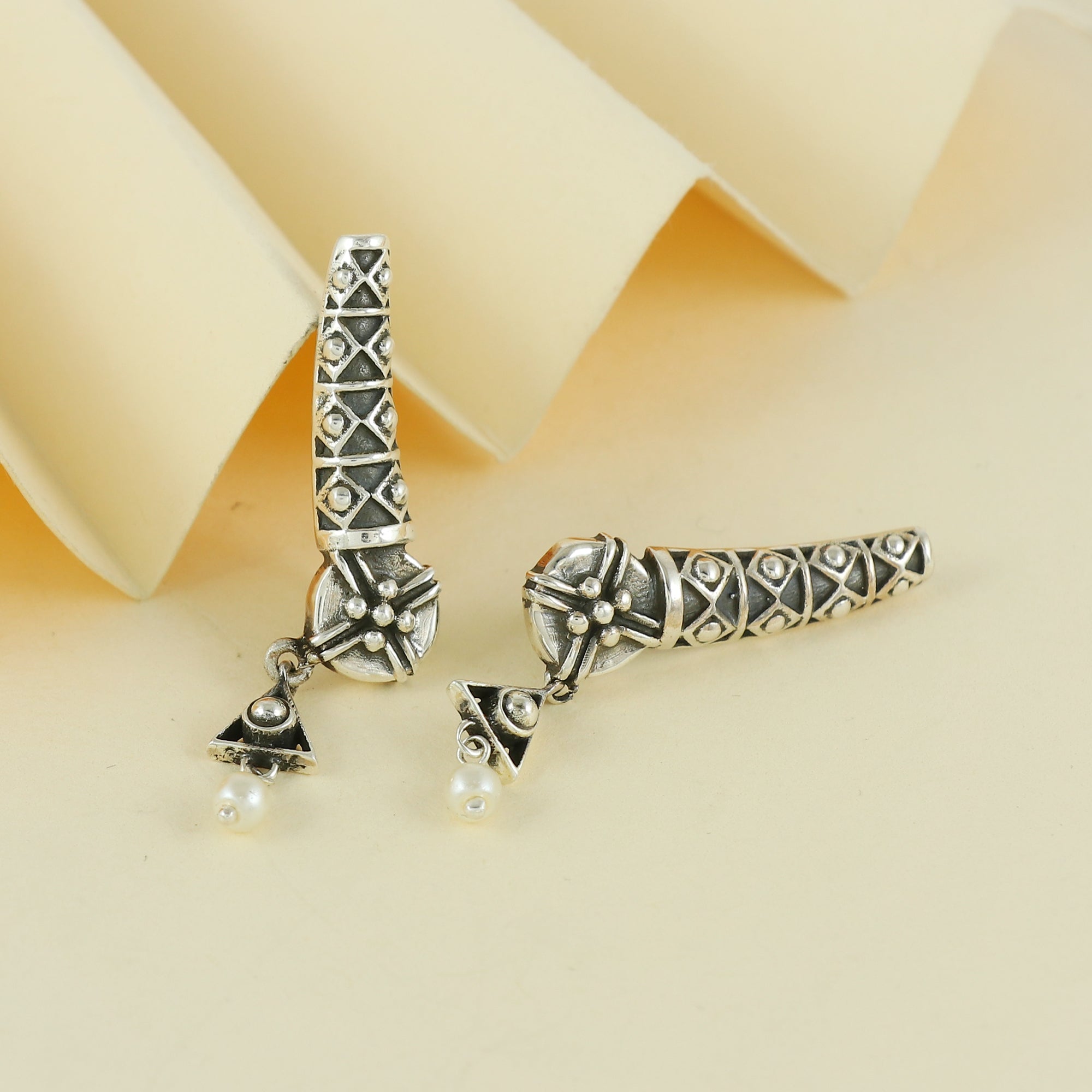 Plain Silver Earcrawlers