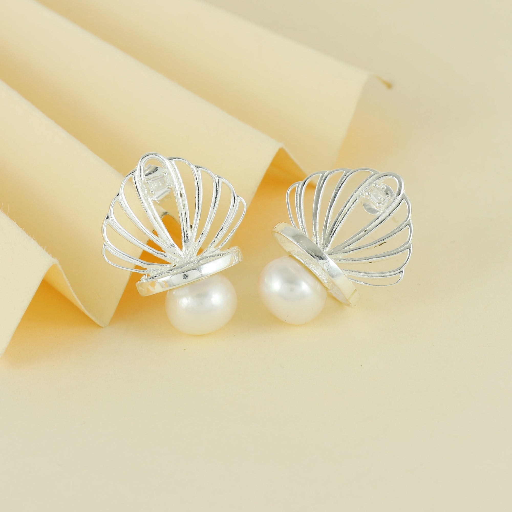 Plain Earcrawlers  Designer