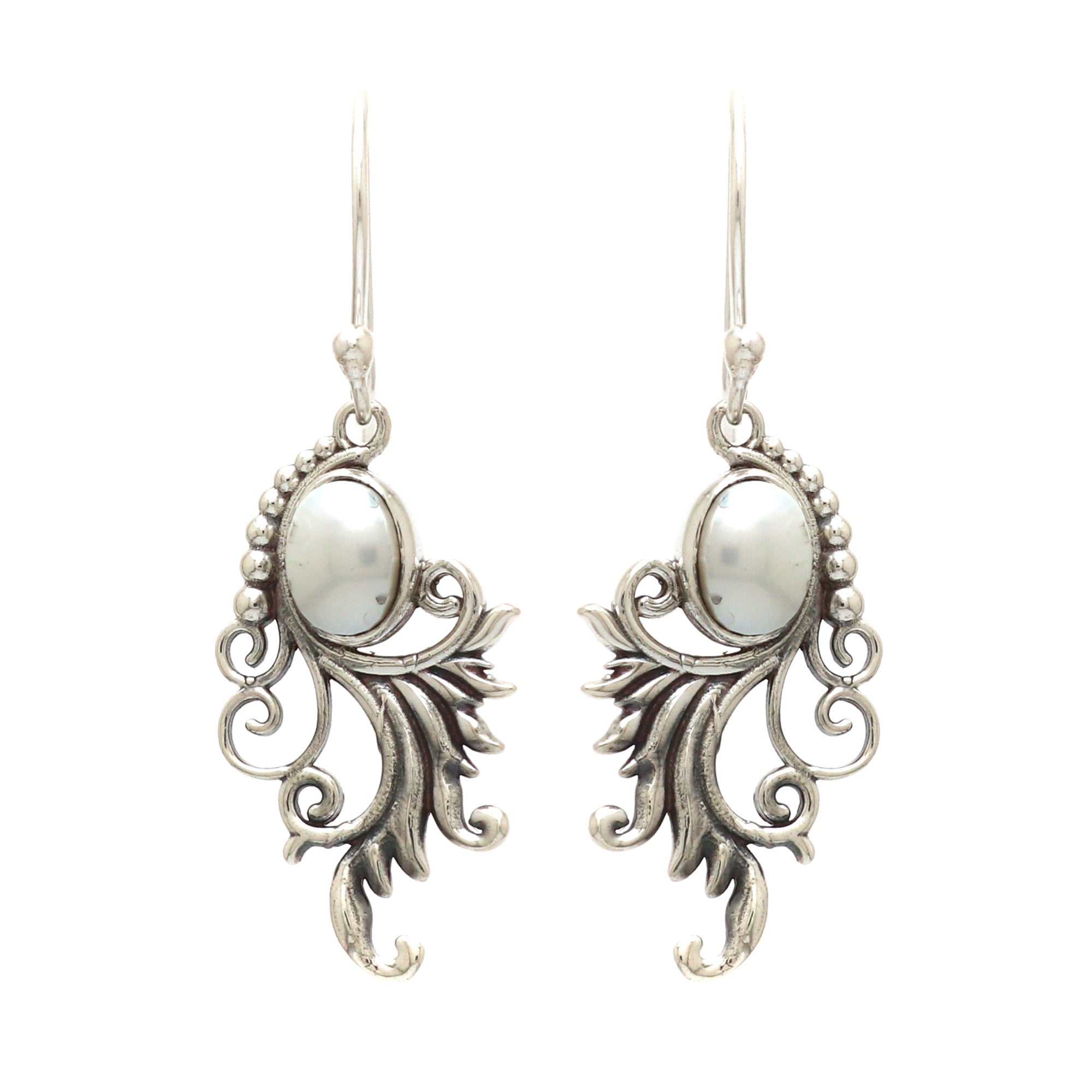 Dancing Queen Earring