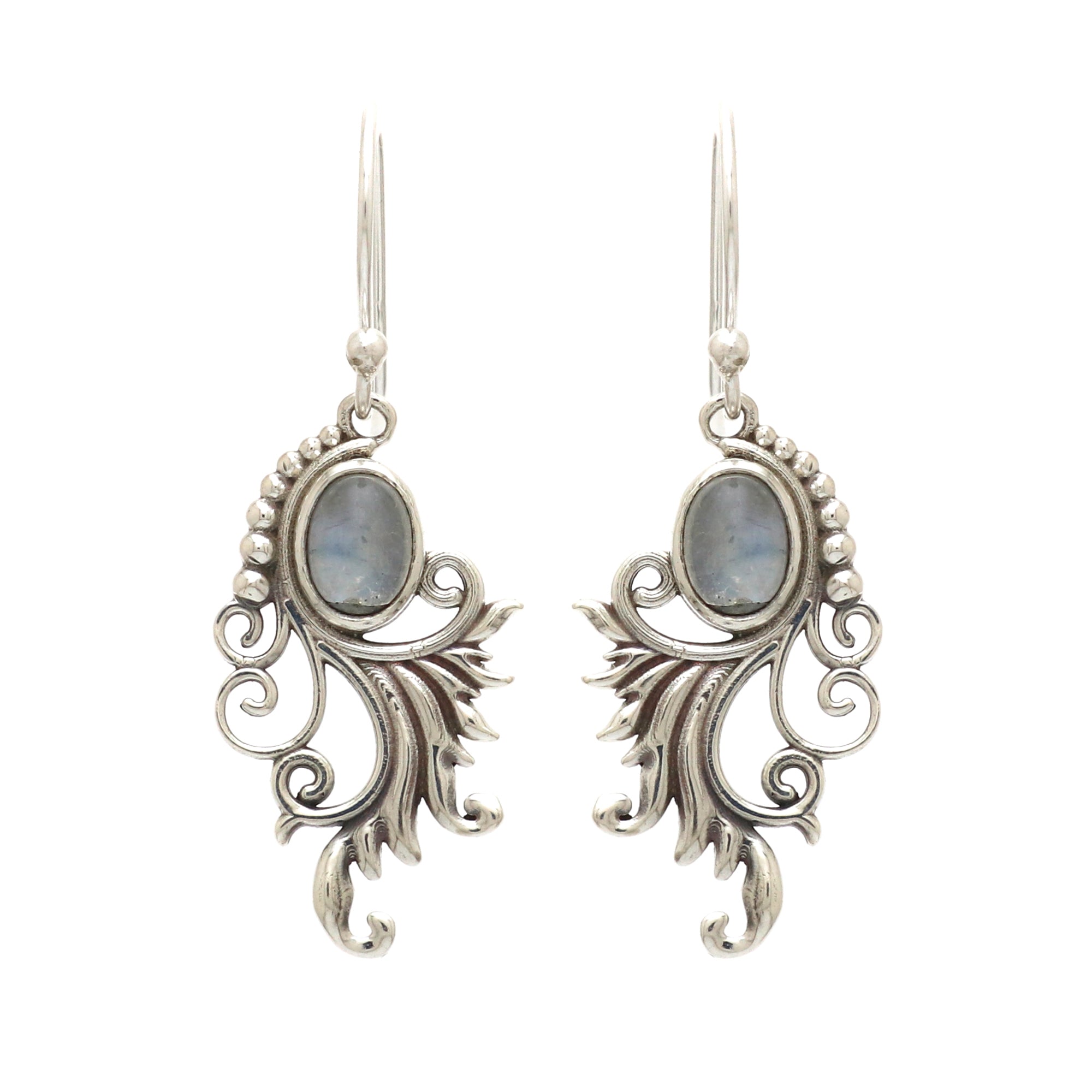 Dancing Queen Earring