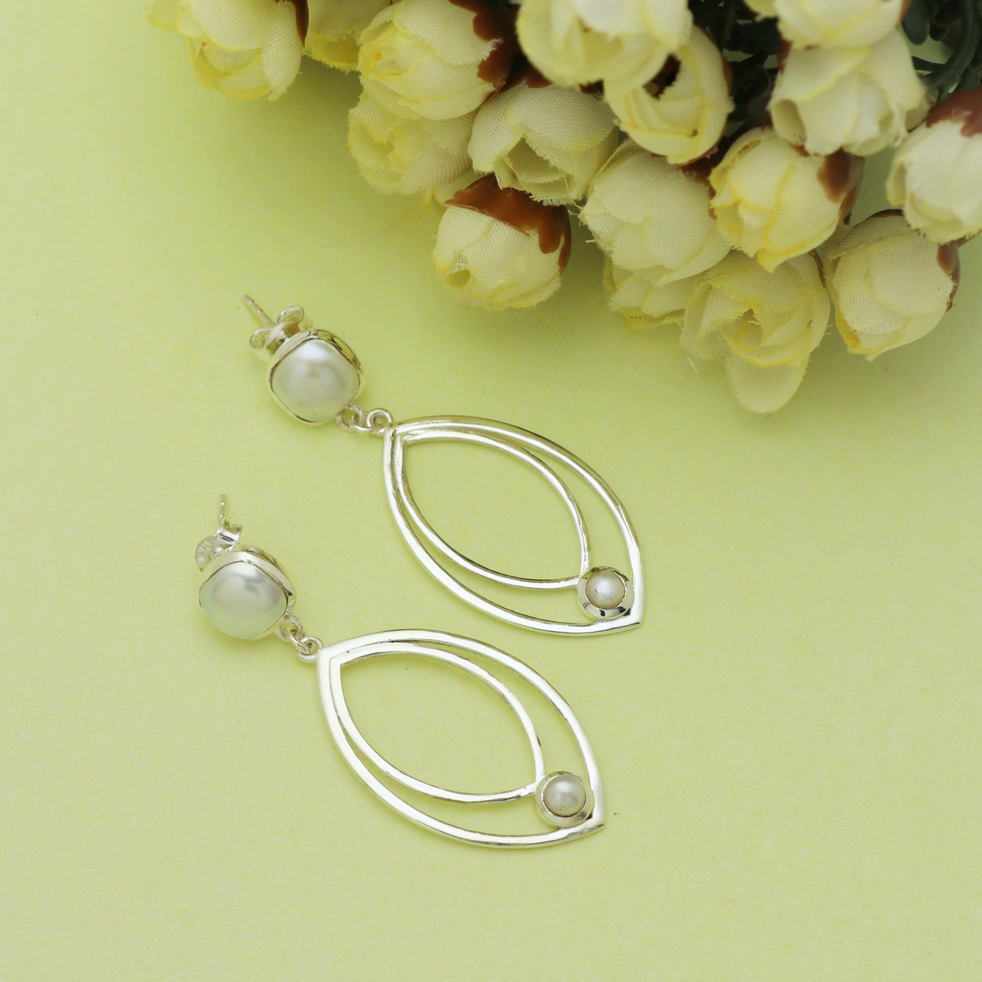 Cocktail Earring
