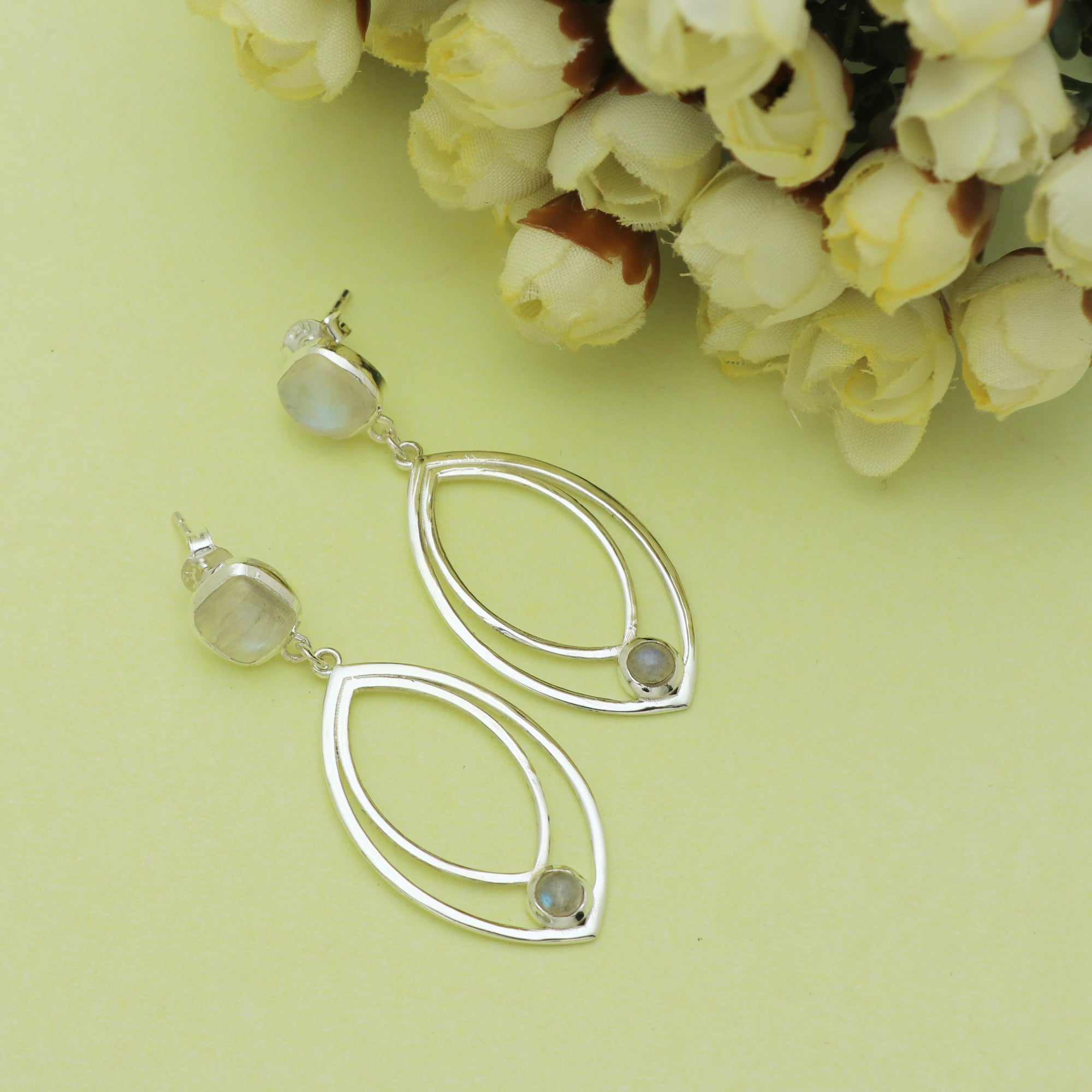 Cocktail Earring