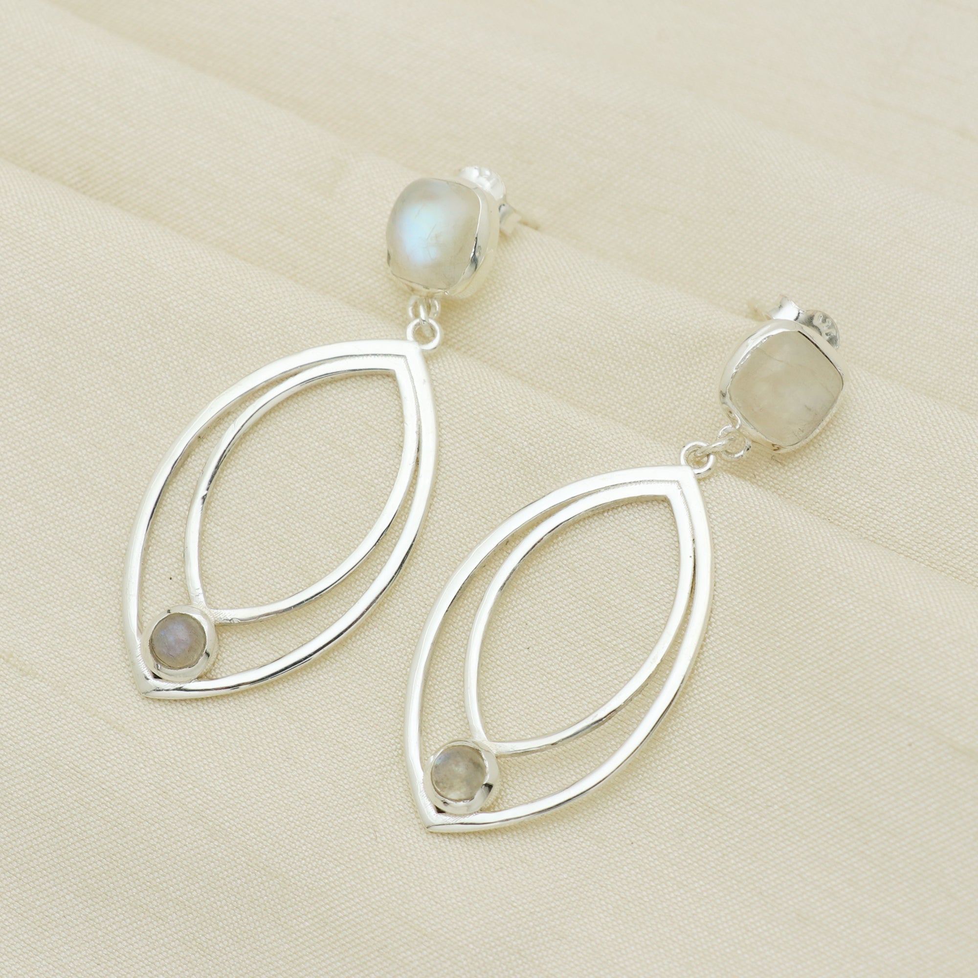 Cocktail Earring