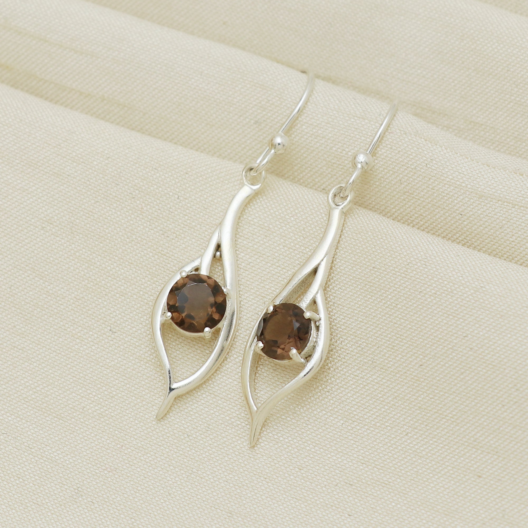 Dainty Earring