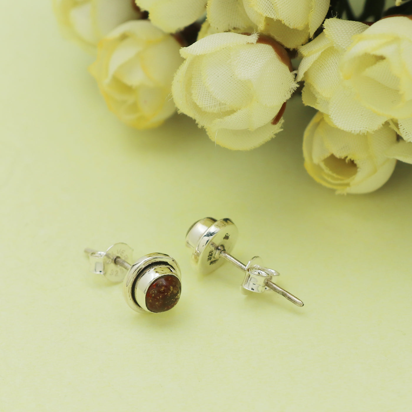 Round Amber Earring