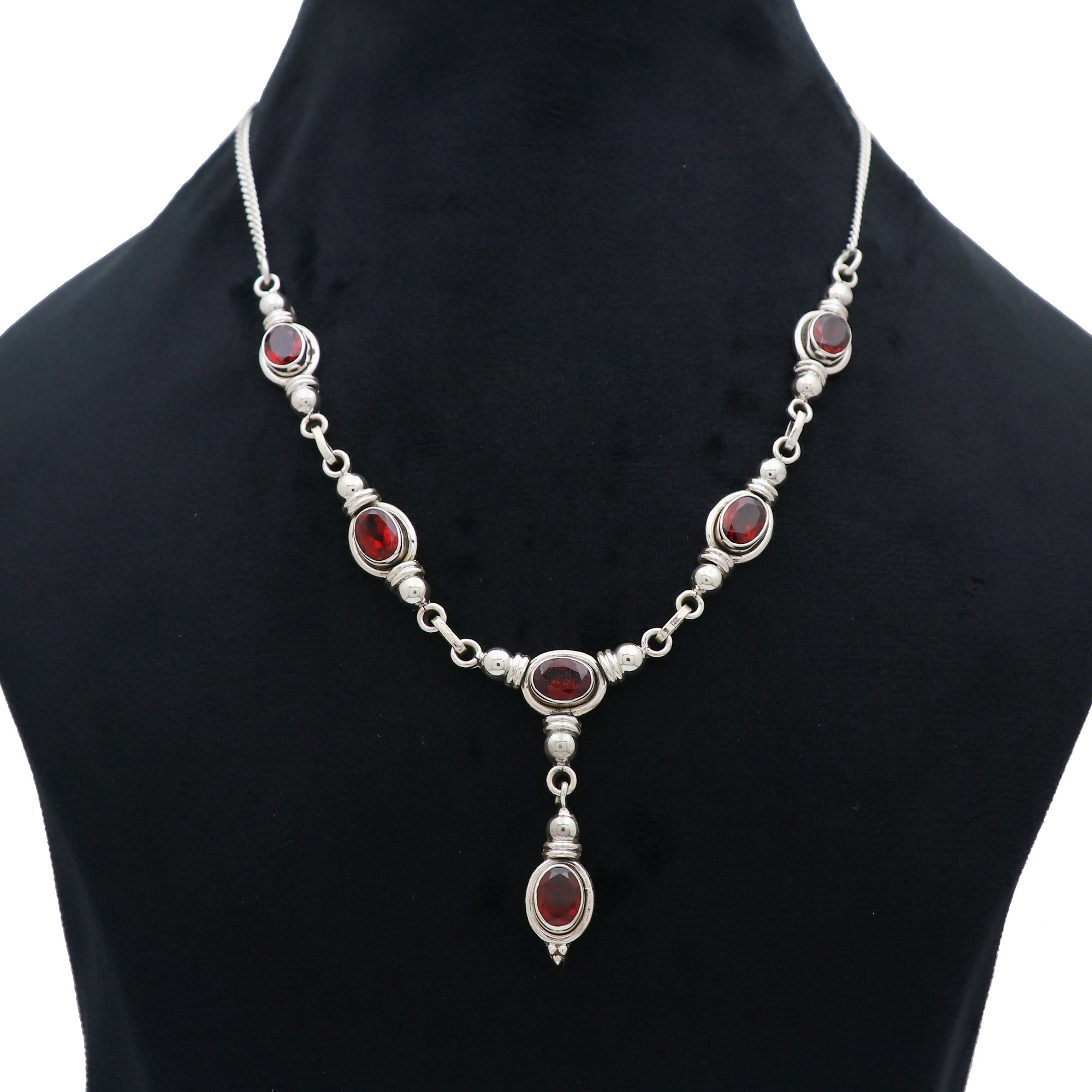 Dibru Necklace