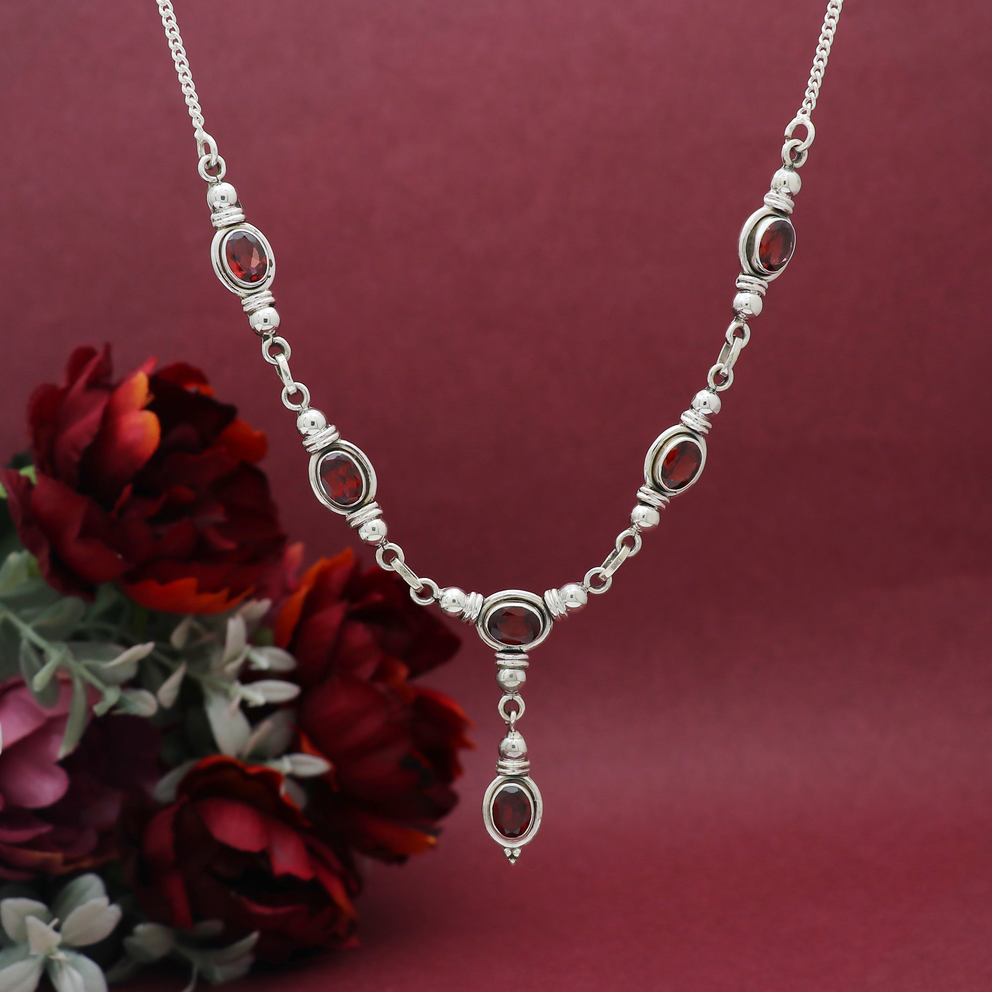 Dibru Necklace