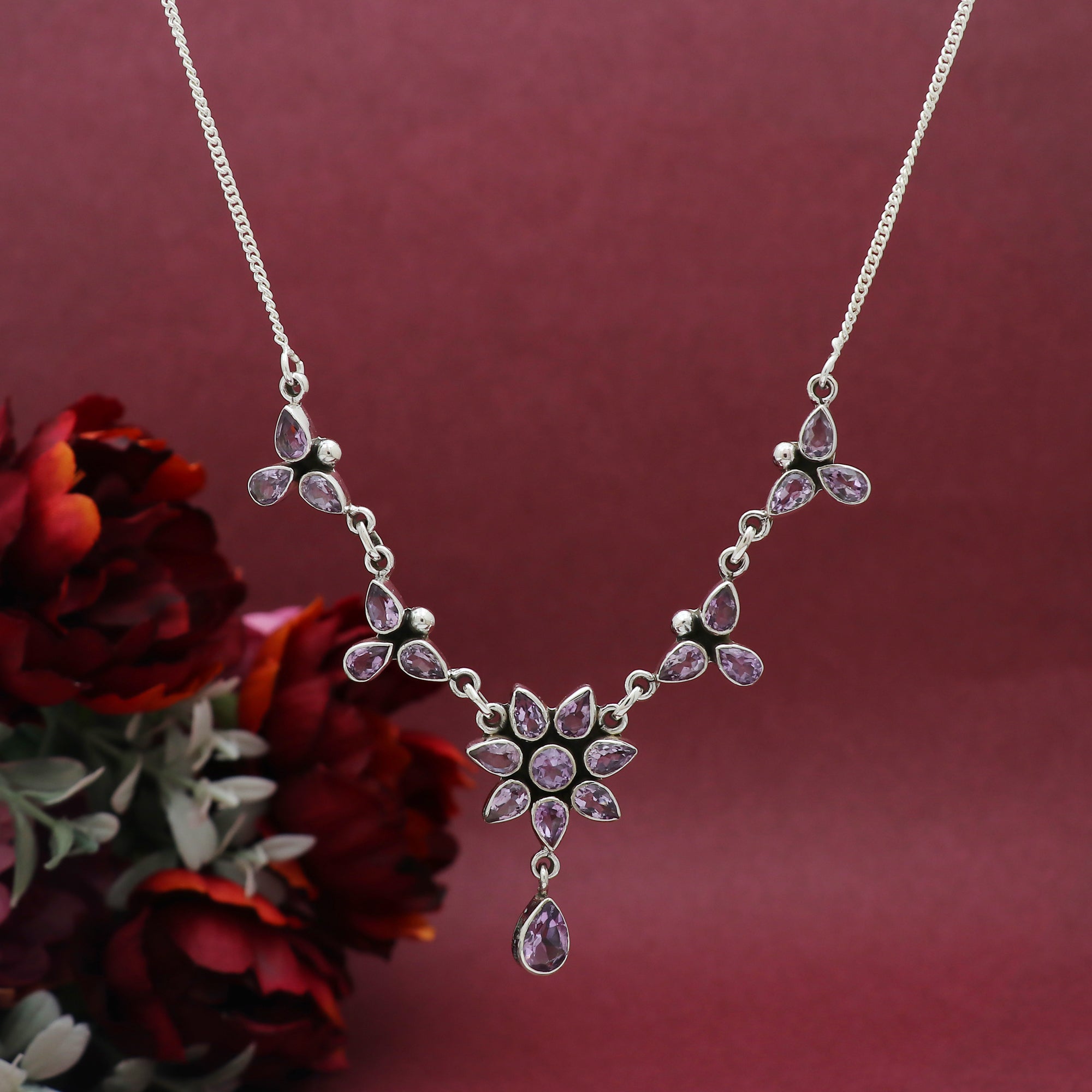 Murmur Necklace