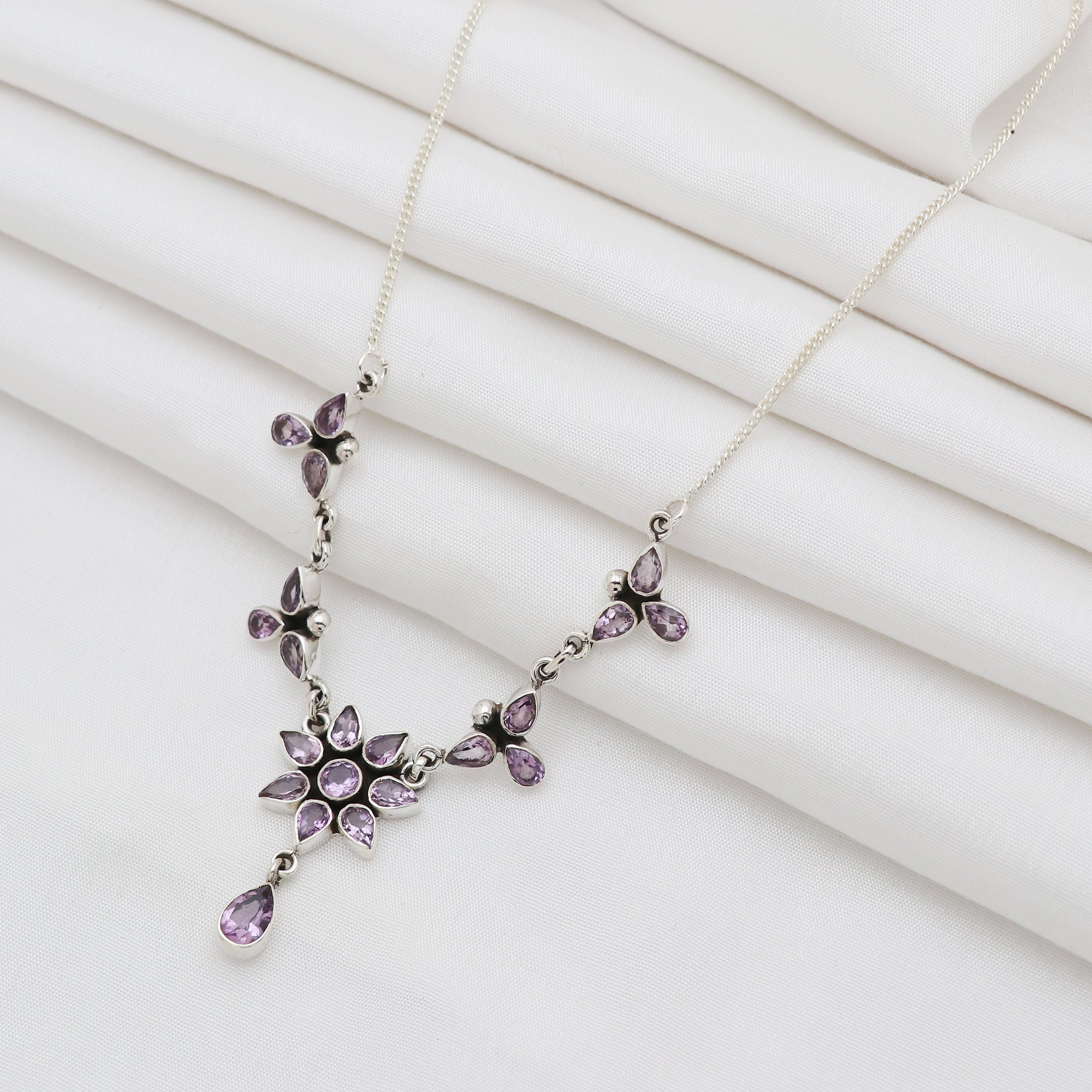 Murmur Necklace