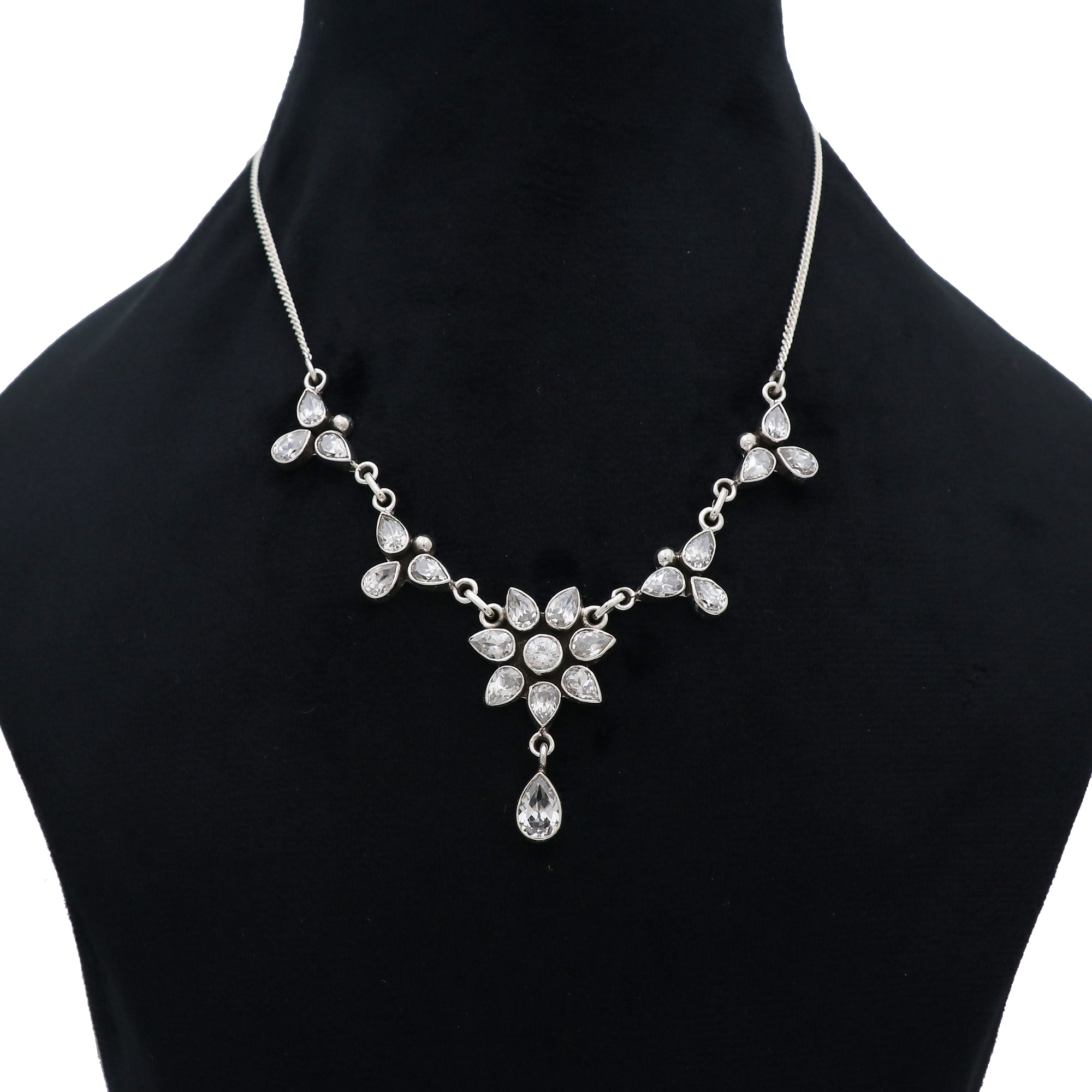 Murmur Necklace