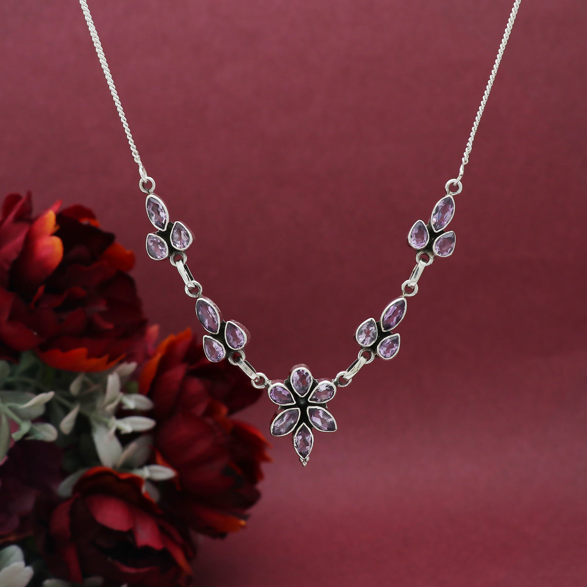 Manipa Necklace