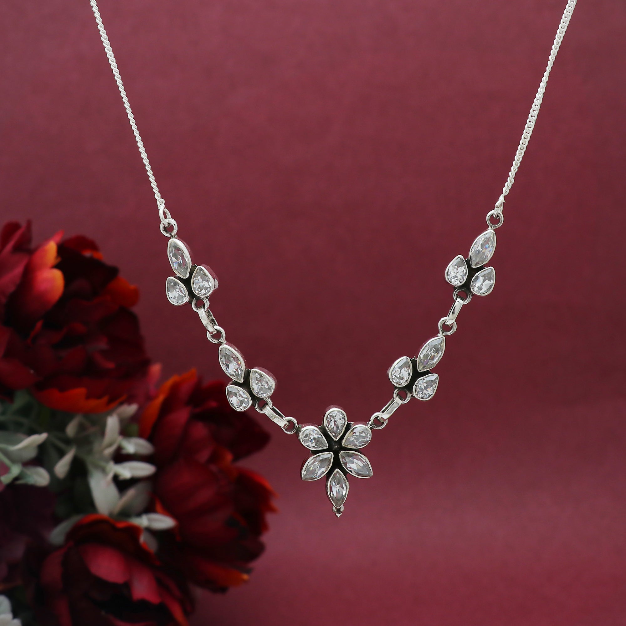 Manipa Necklace