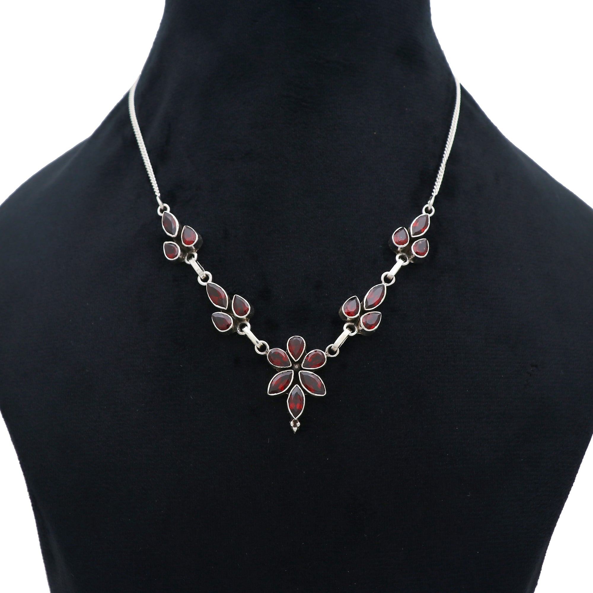 Manipa Necklace