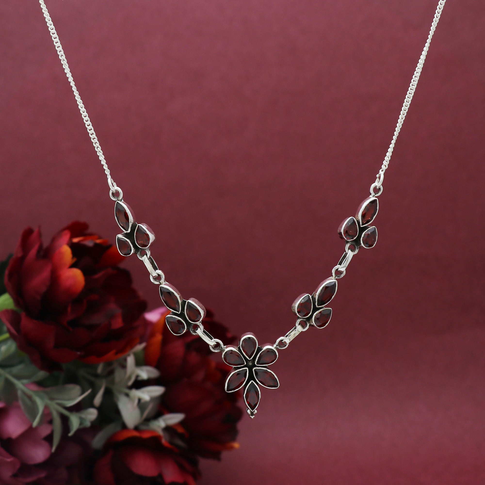 Manipa Necklace