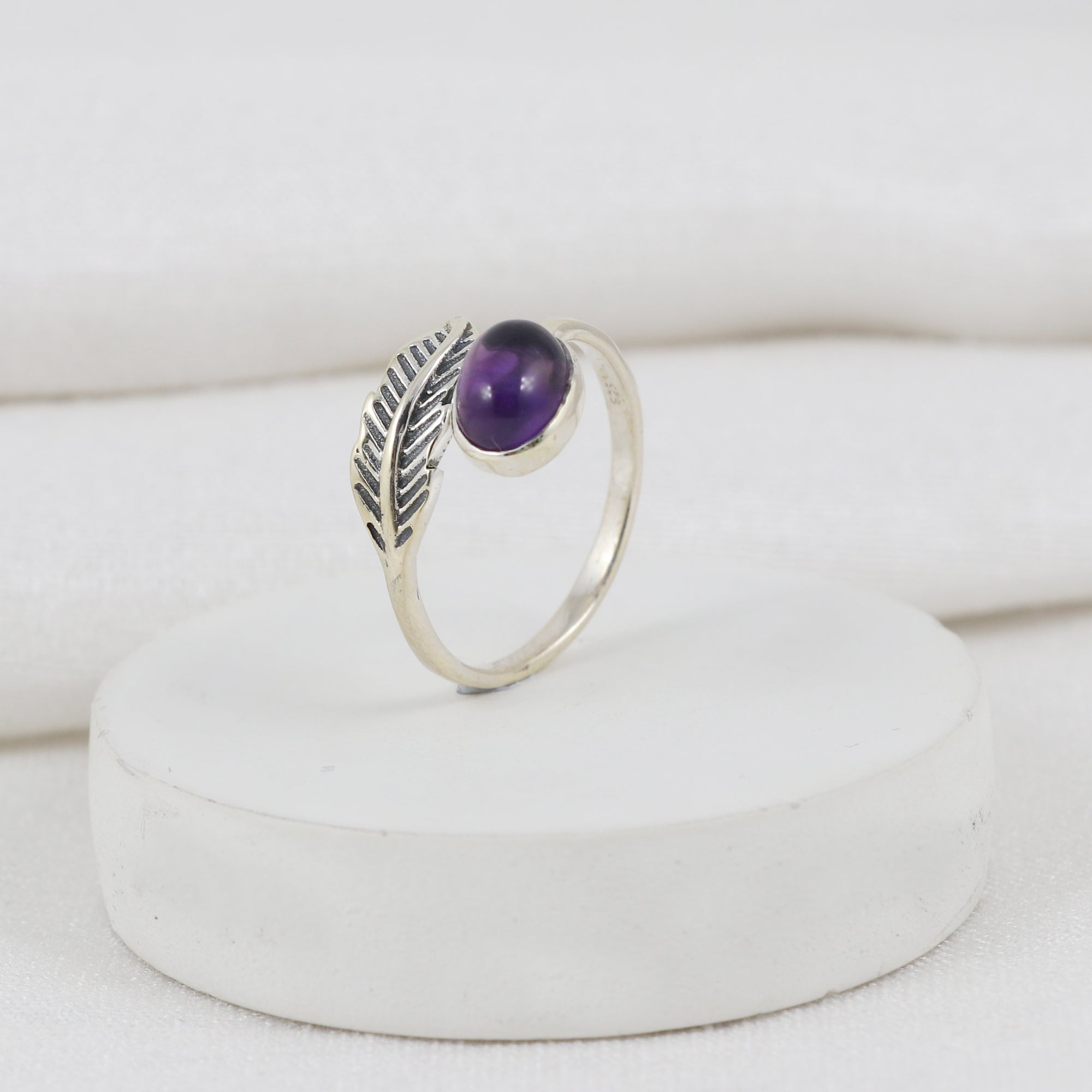 Leaf Gemstone Ring