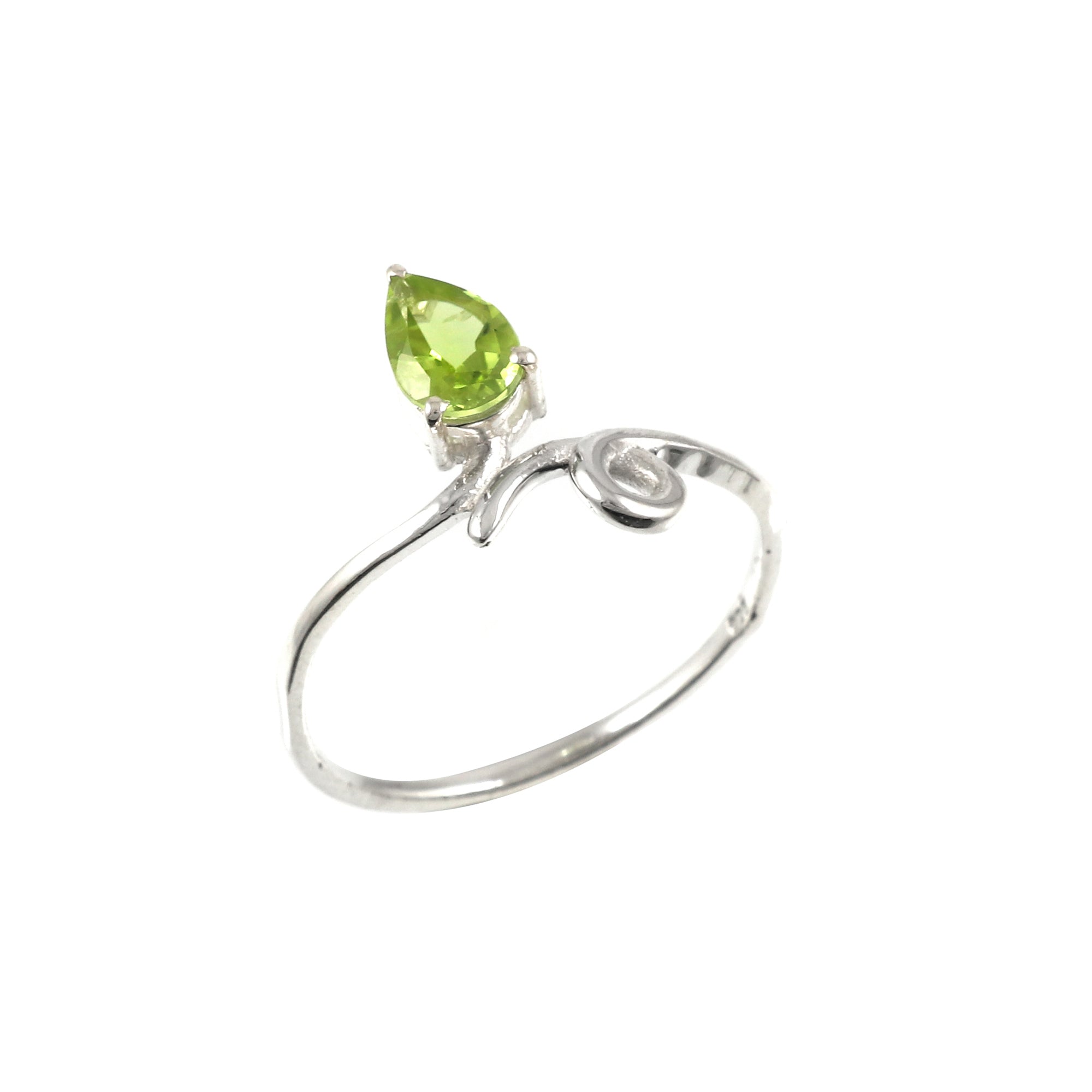 Gemstone Tiera Ring