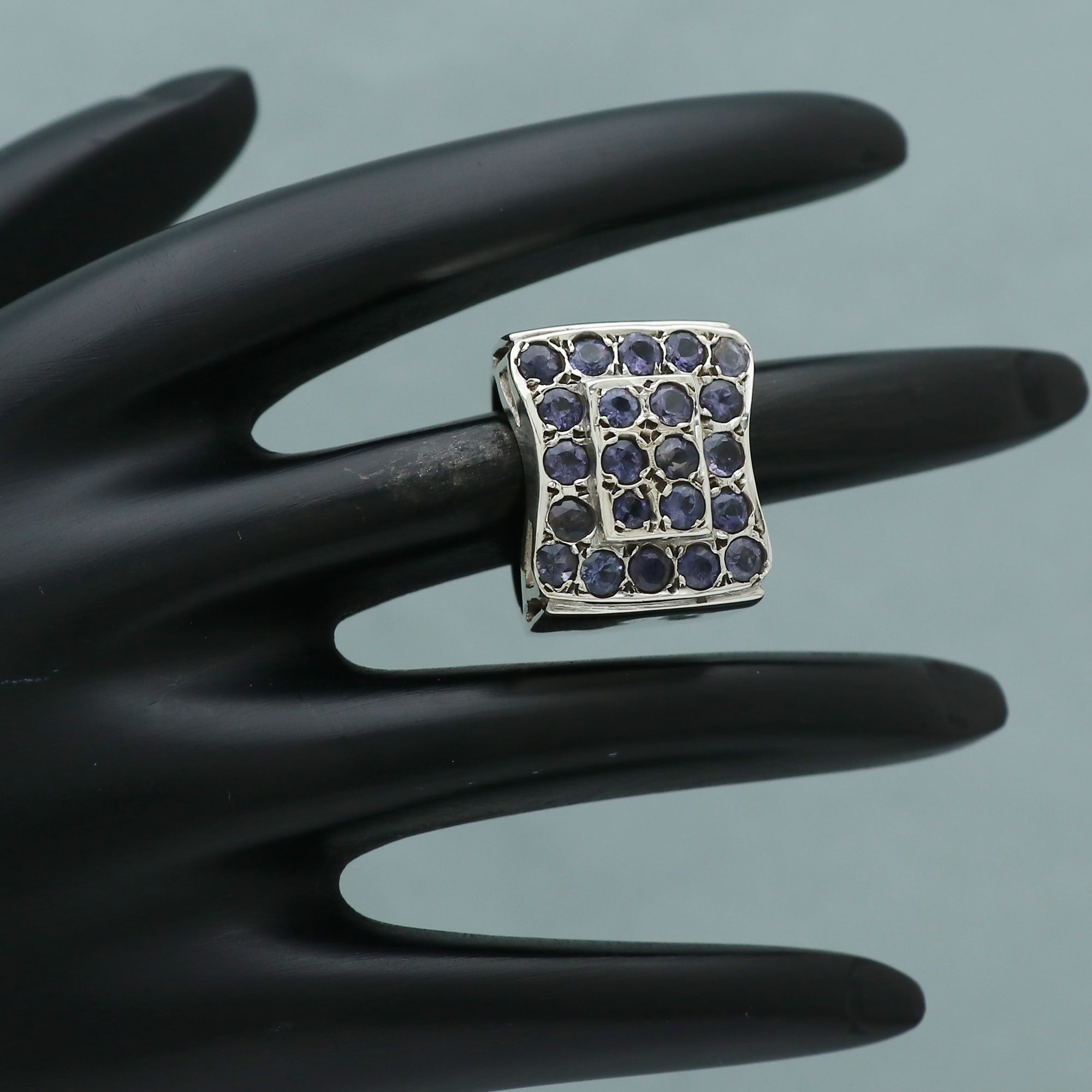 Elegant Ring v3