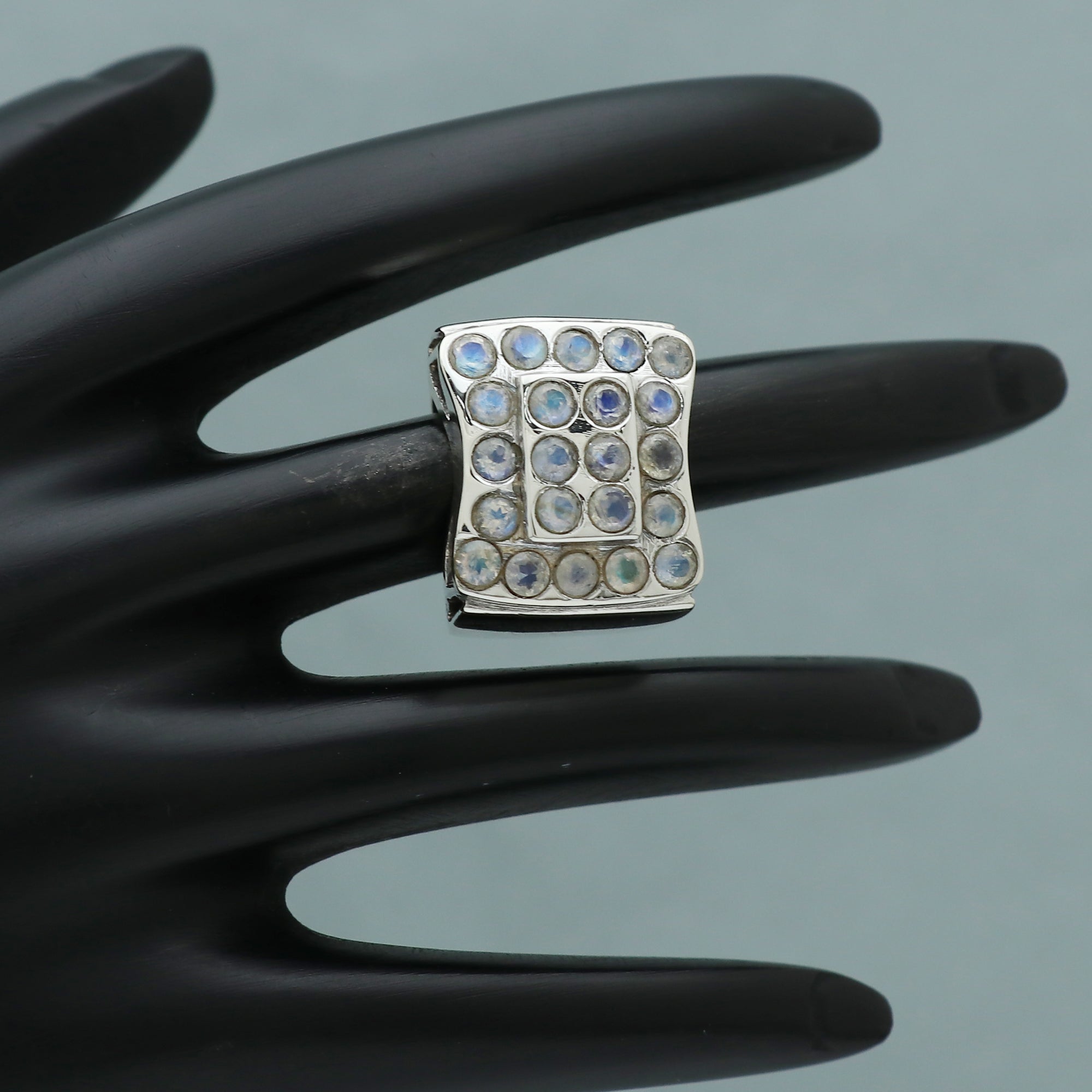 Elegant Ring v3