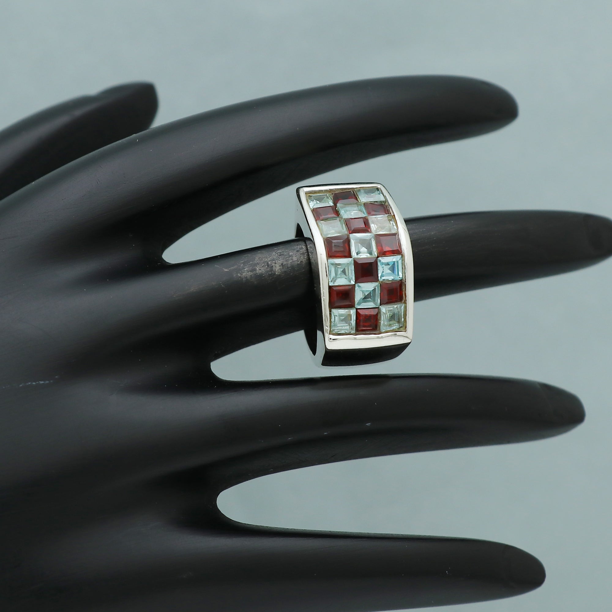 Elegant Band v4