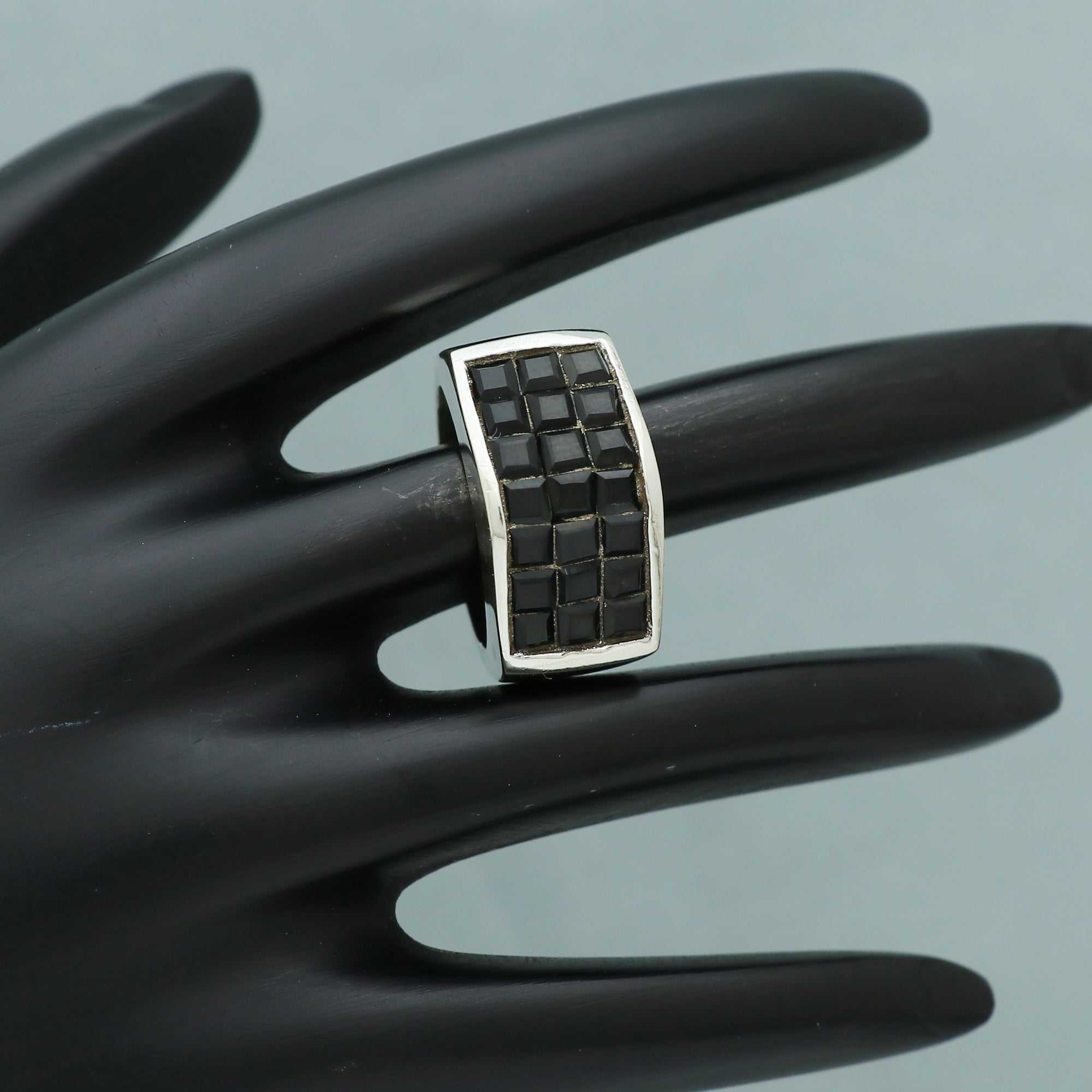 Elegant Band v4