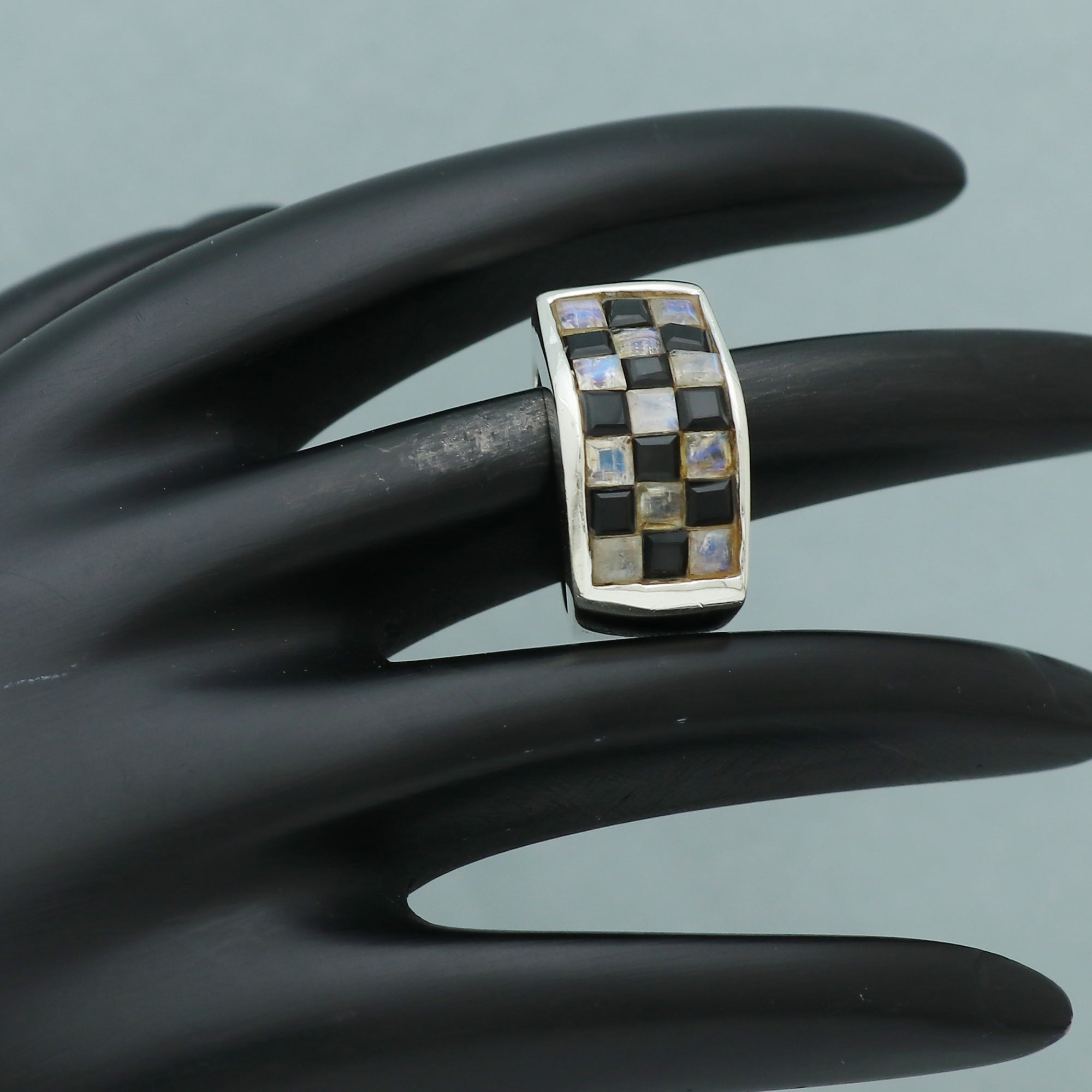 Elegant Band v4
