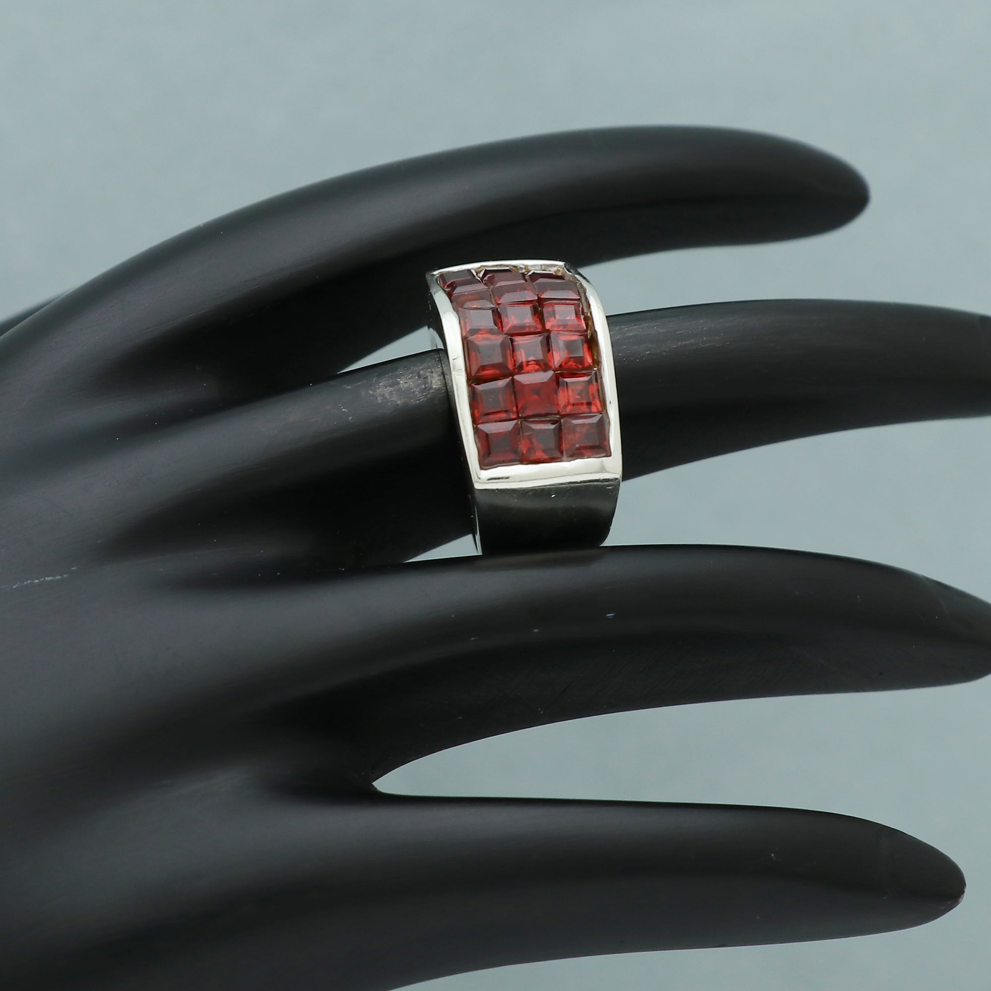 Elegant Band v4