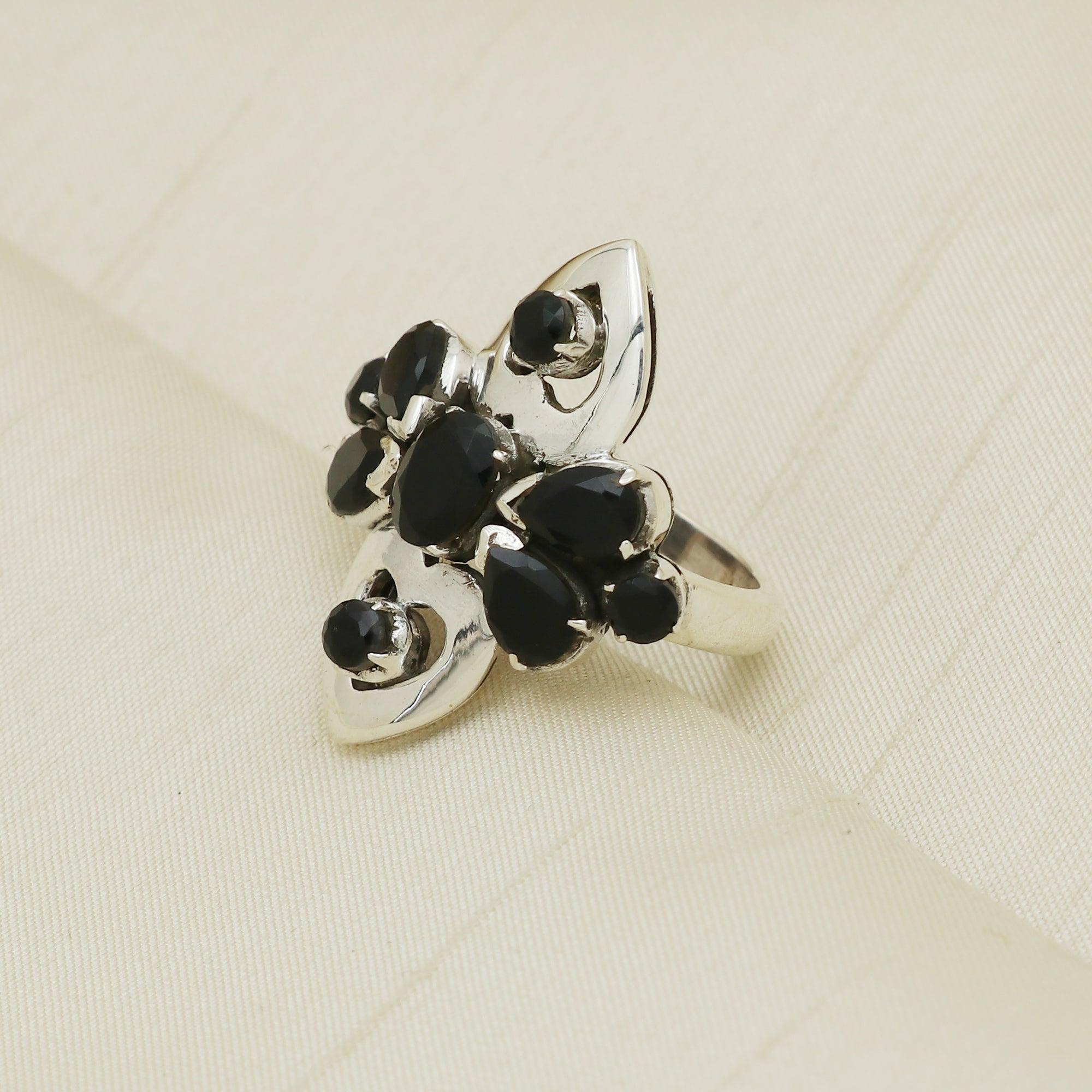 Maya Ring