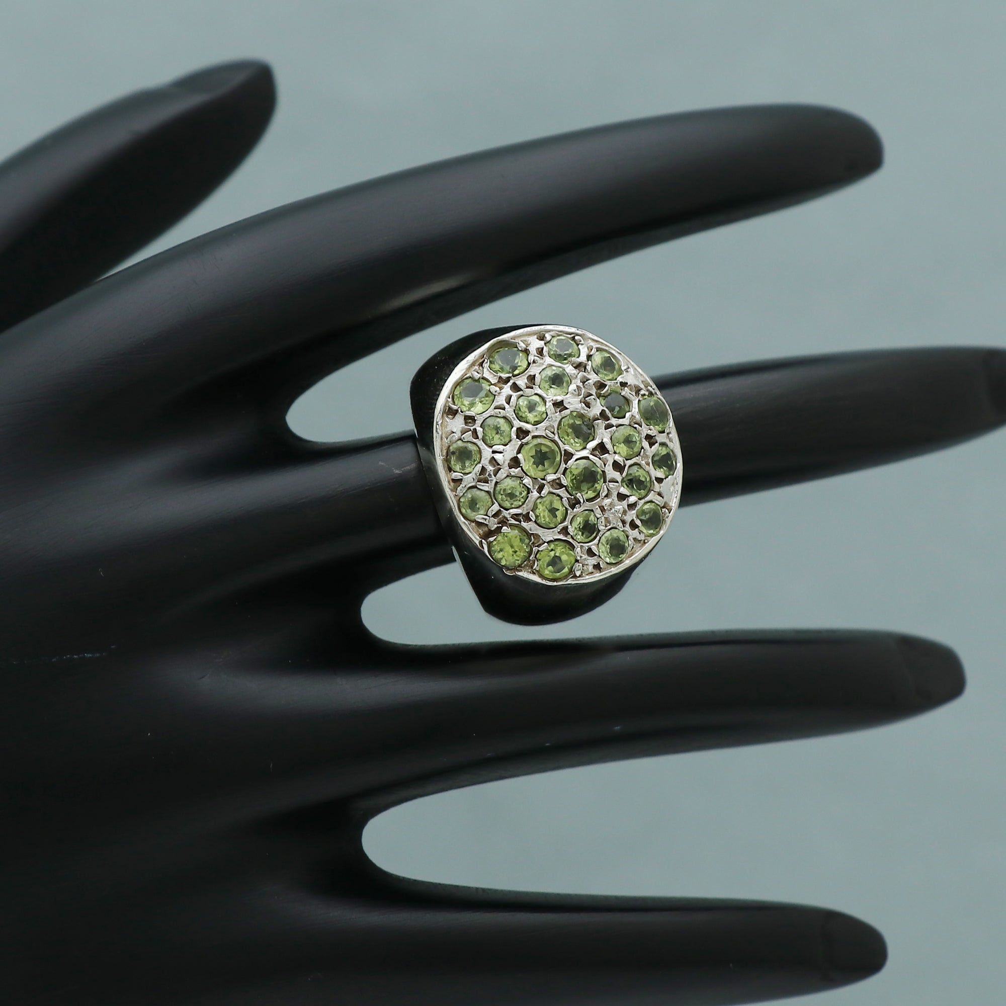 Globe Ring