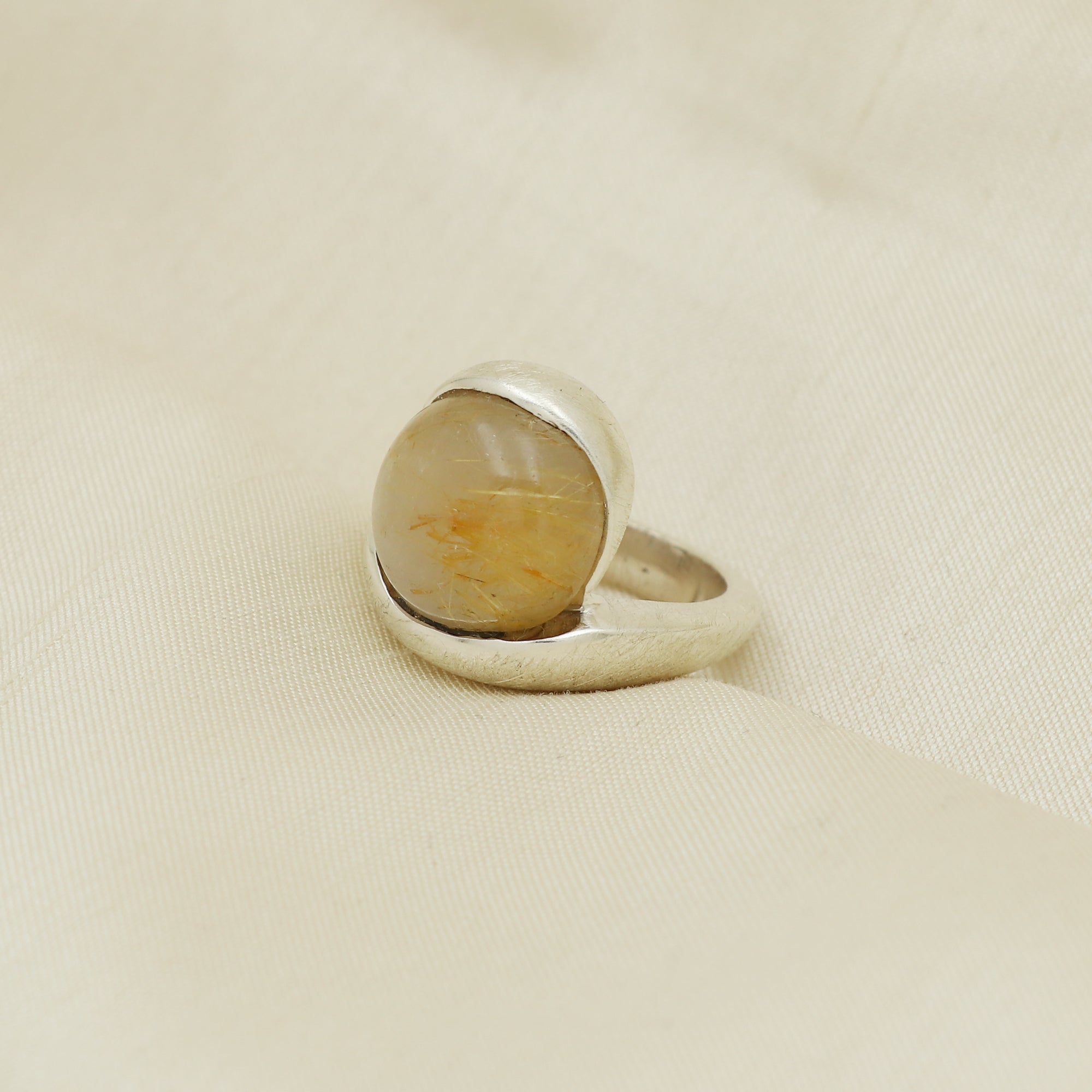 Ball Ring