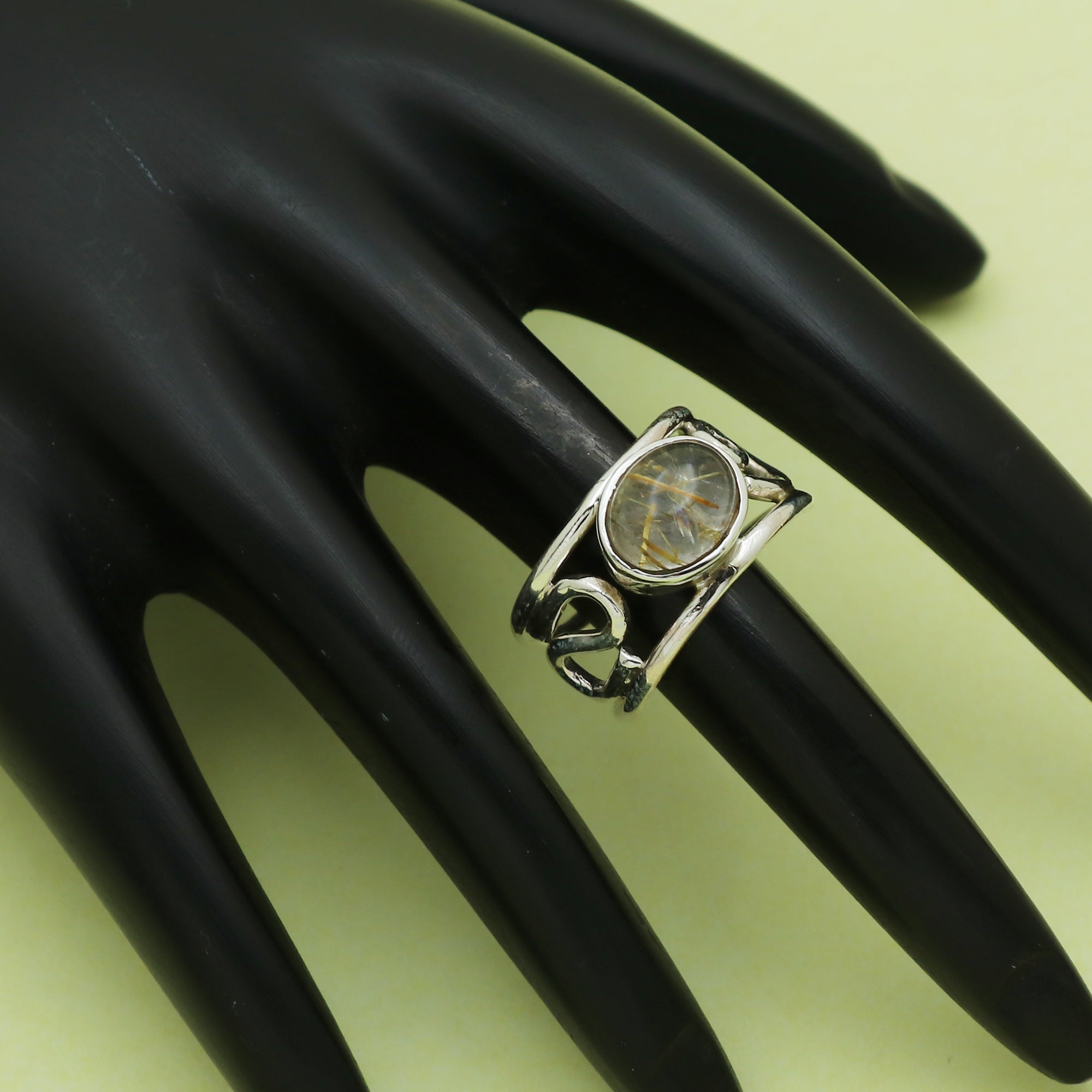 Aaru Ring