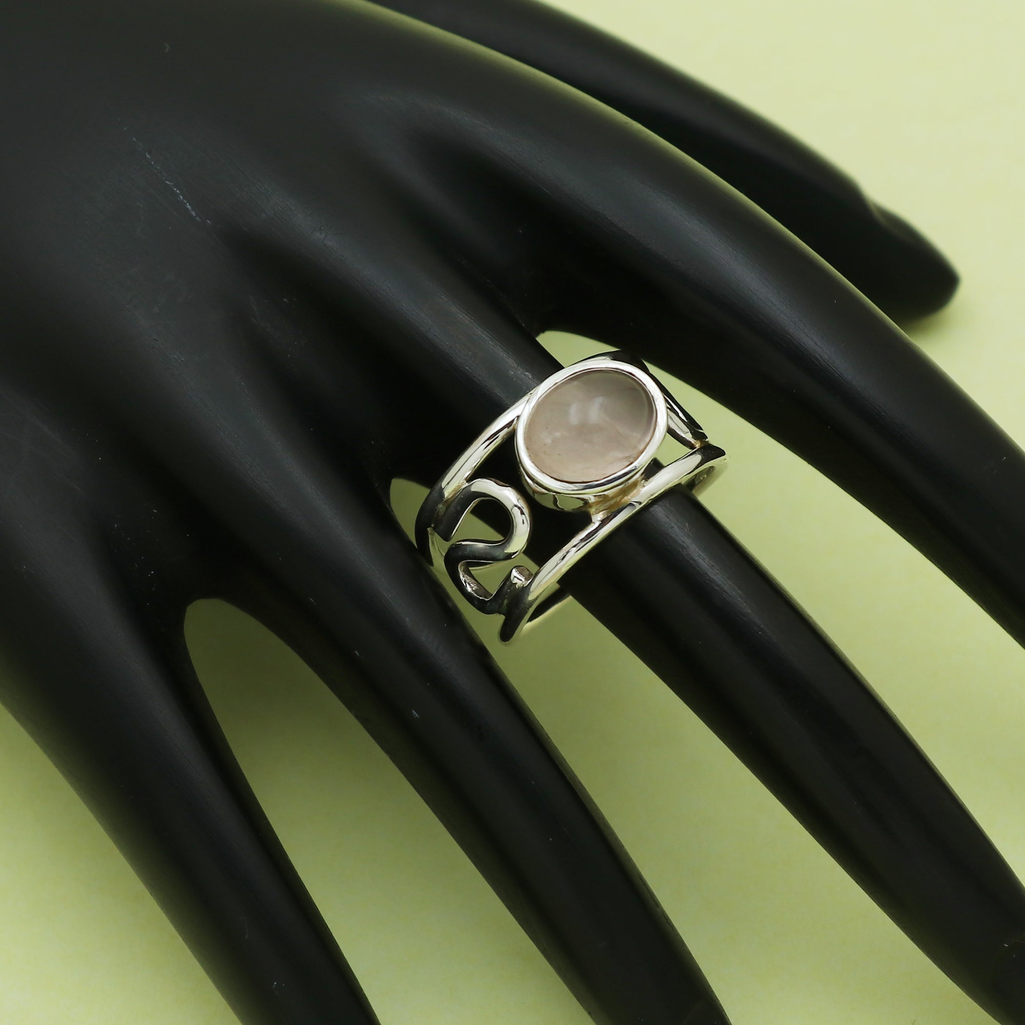 Aaru Ring