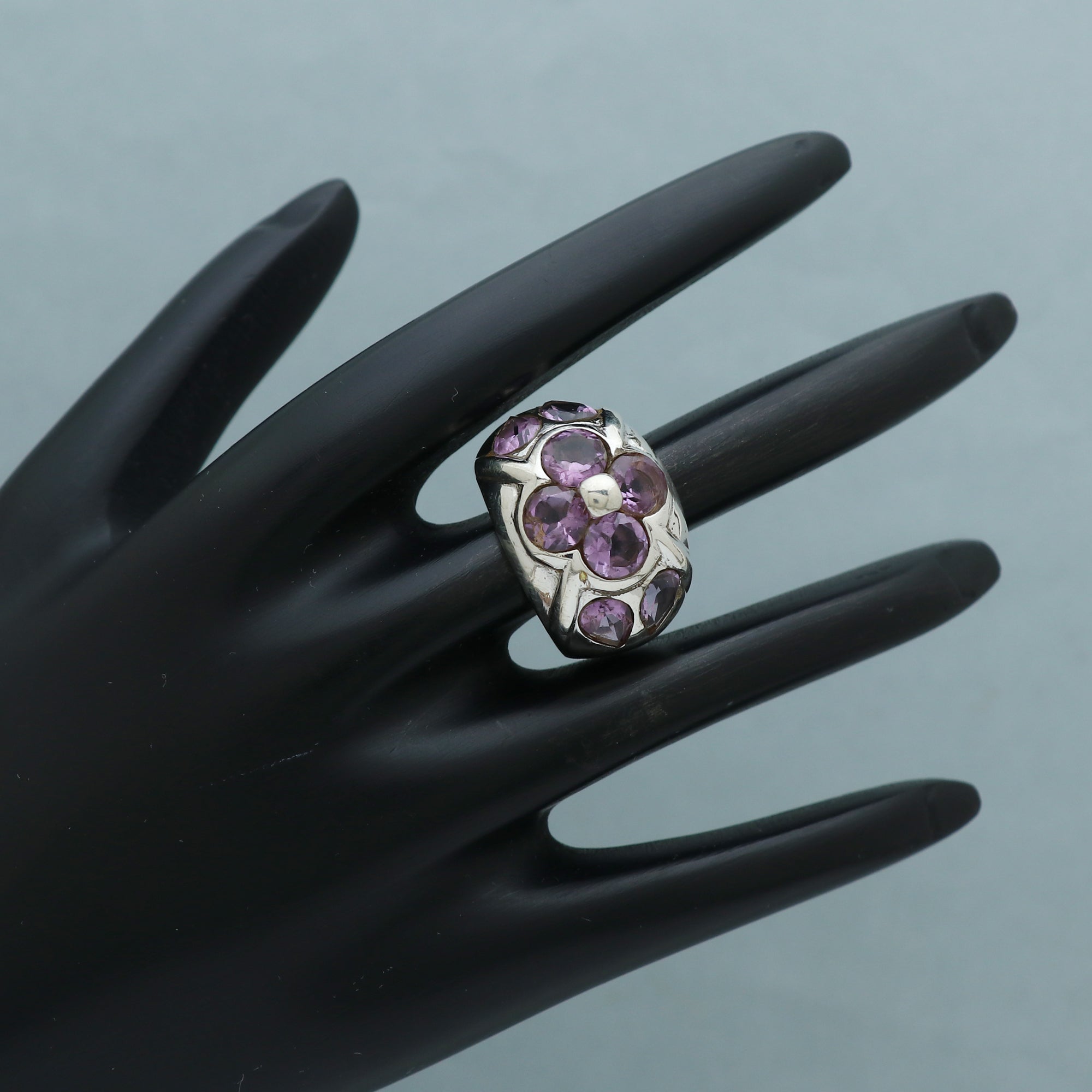 Flowery Gemstone Band