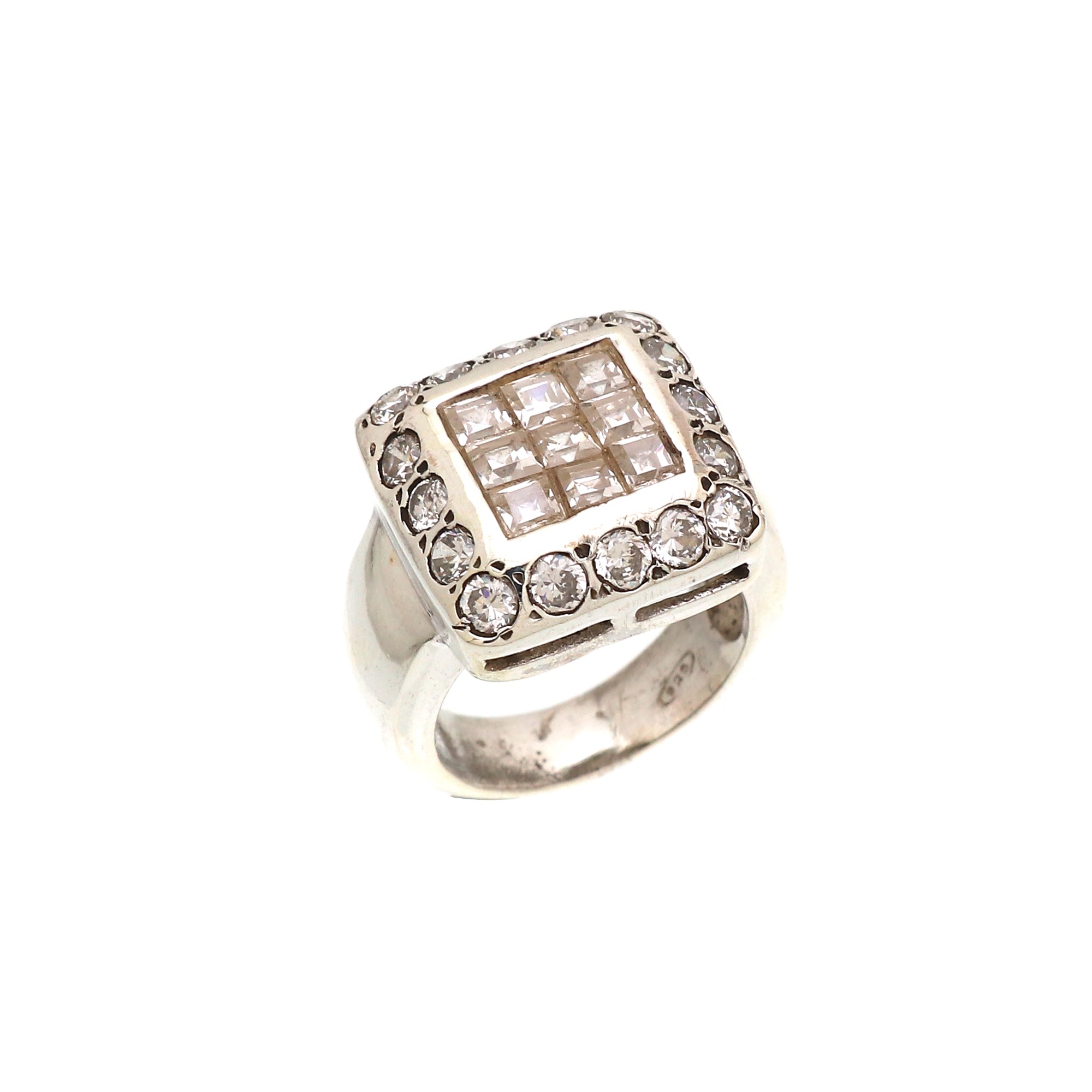 Double Square Ring