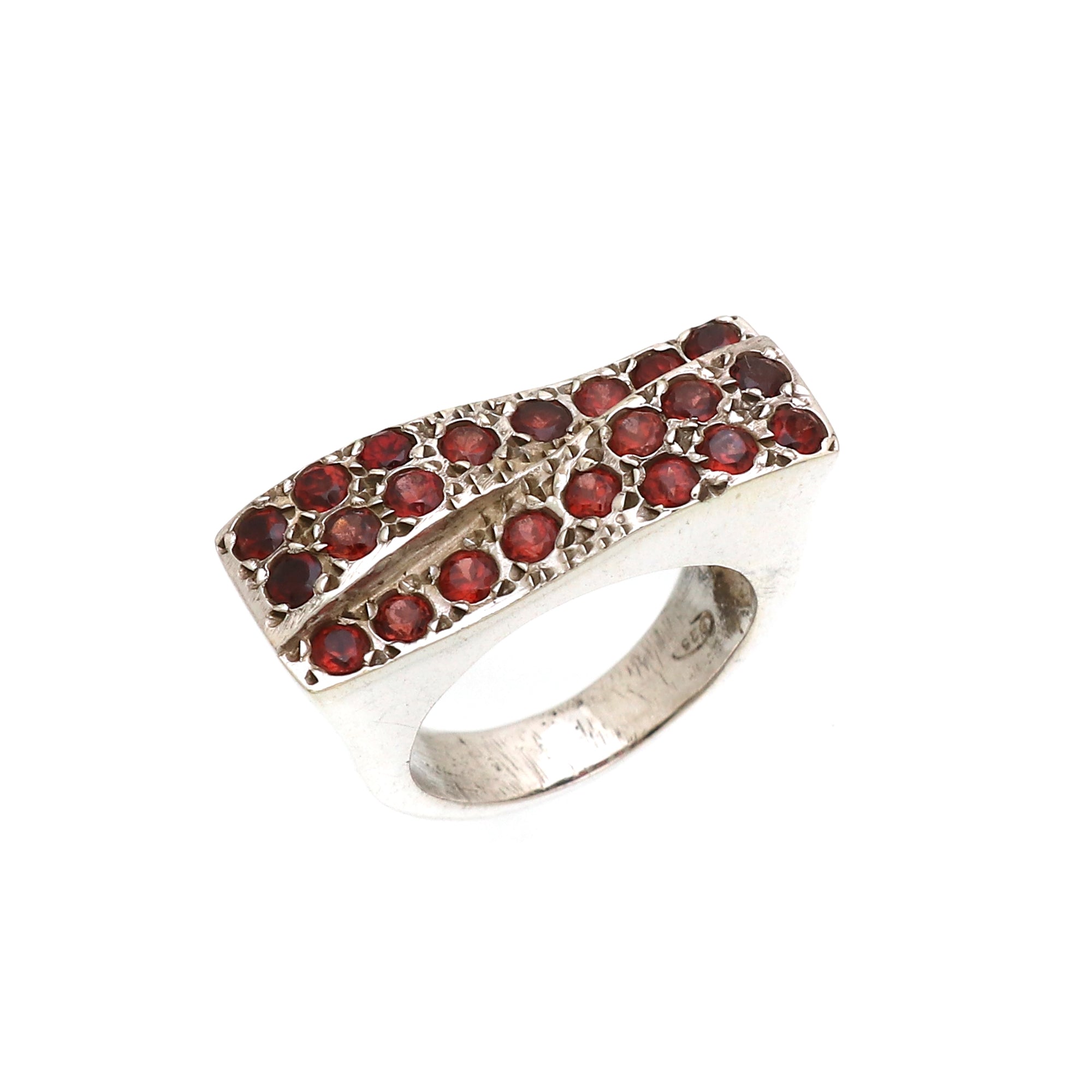 See Saw Ring