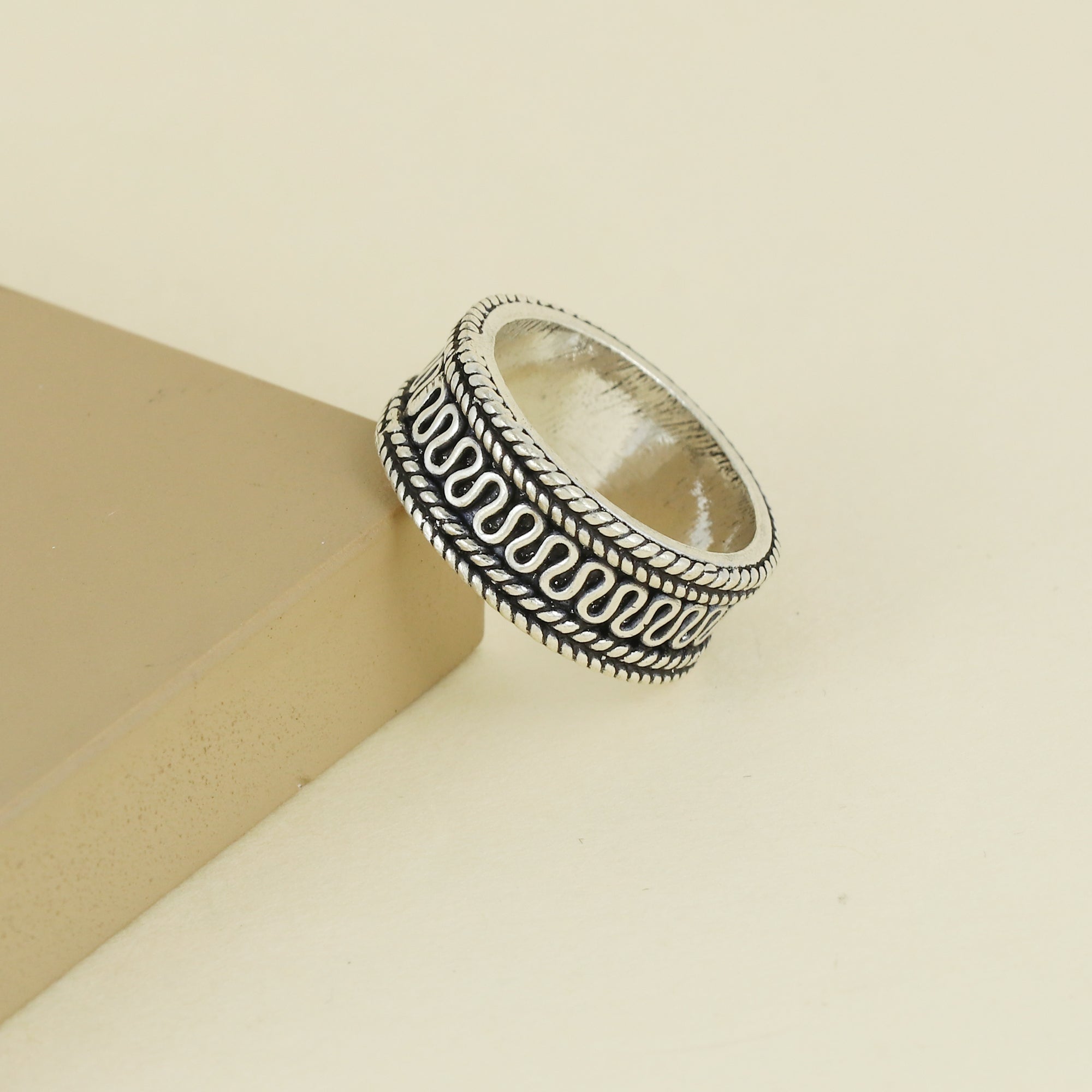 Mystic Silver Beauty