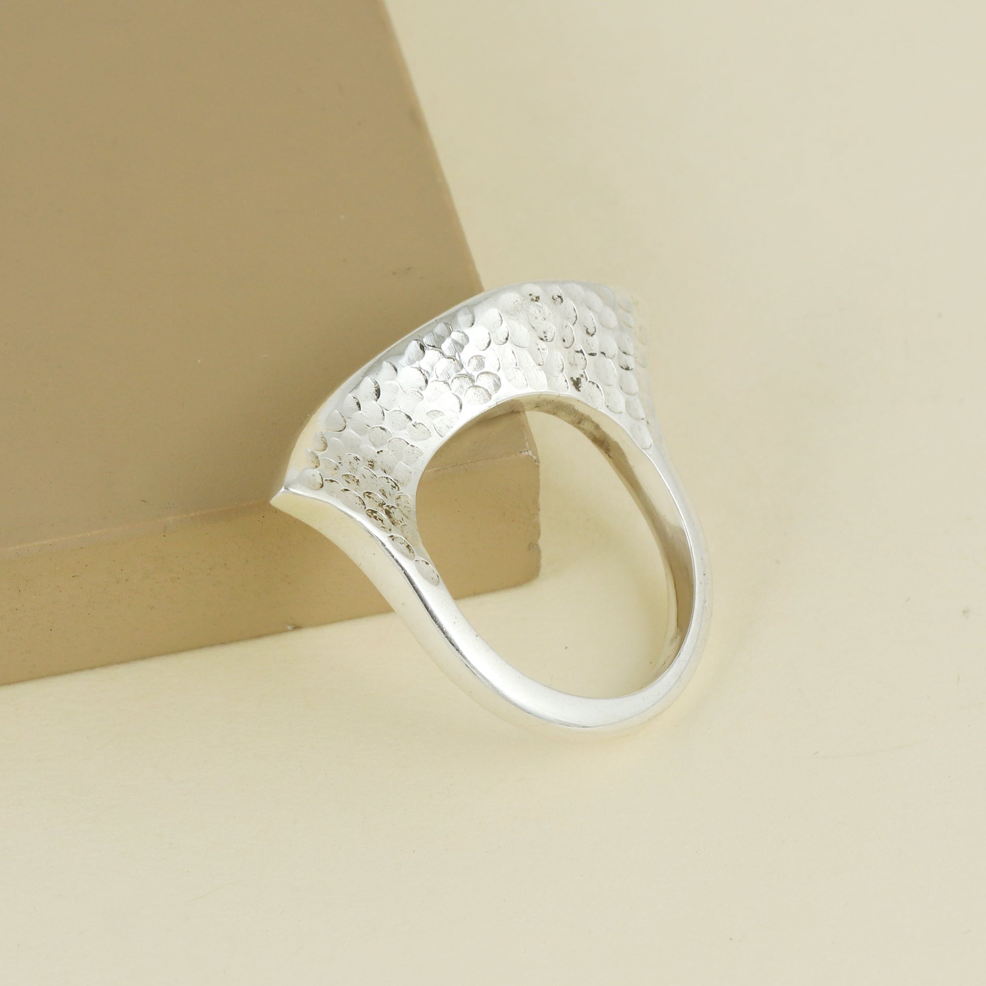 Graceful Silver Twist