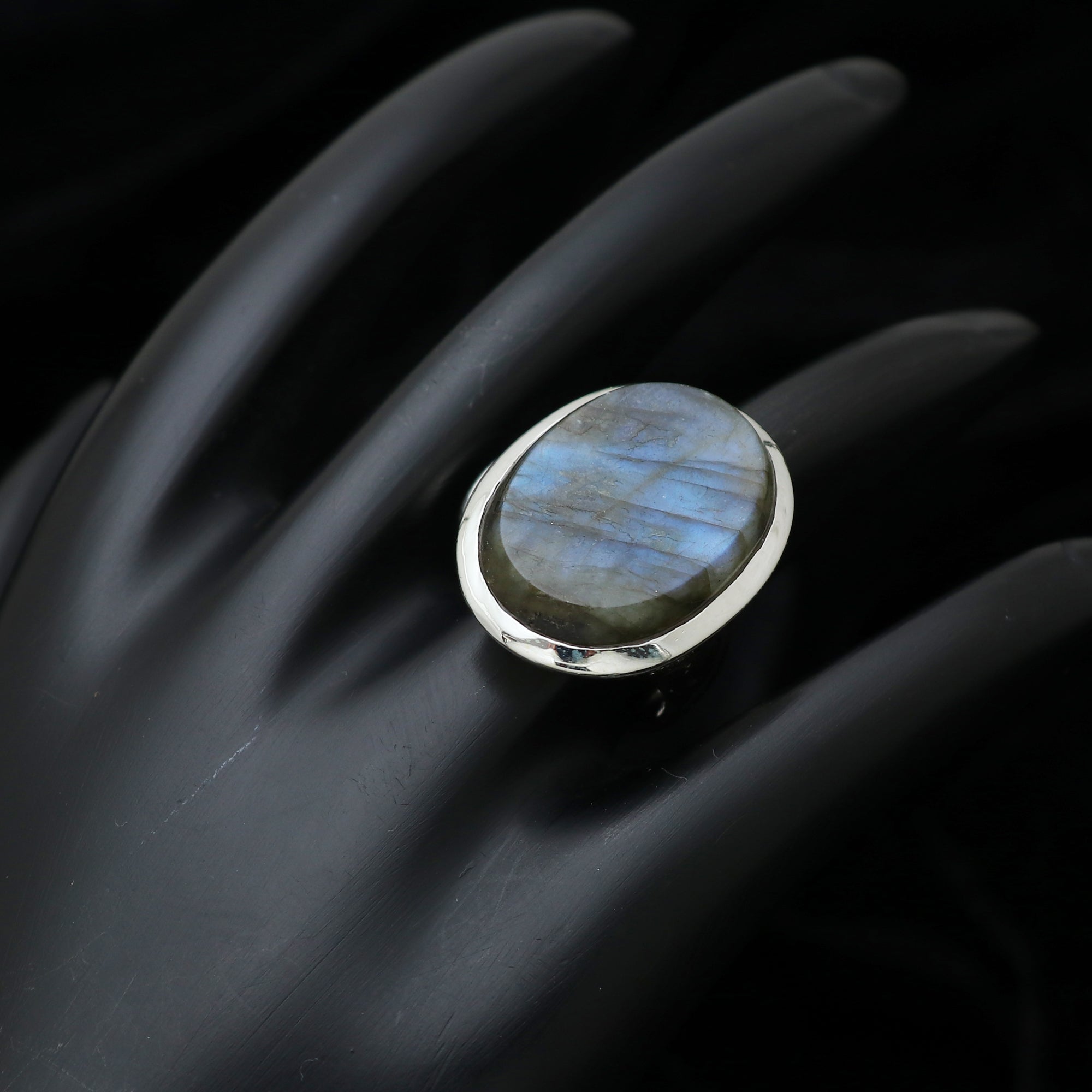 Big Oval Ring
