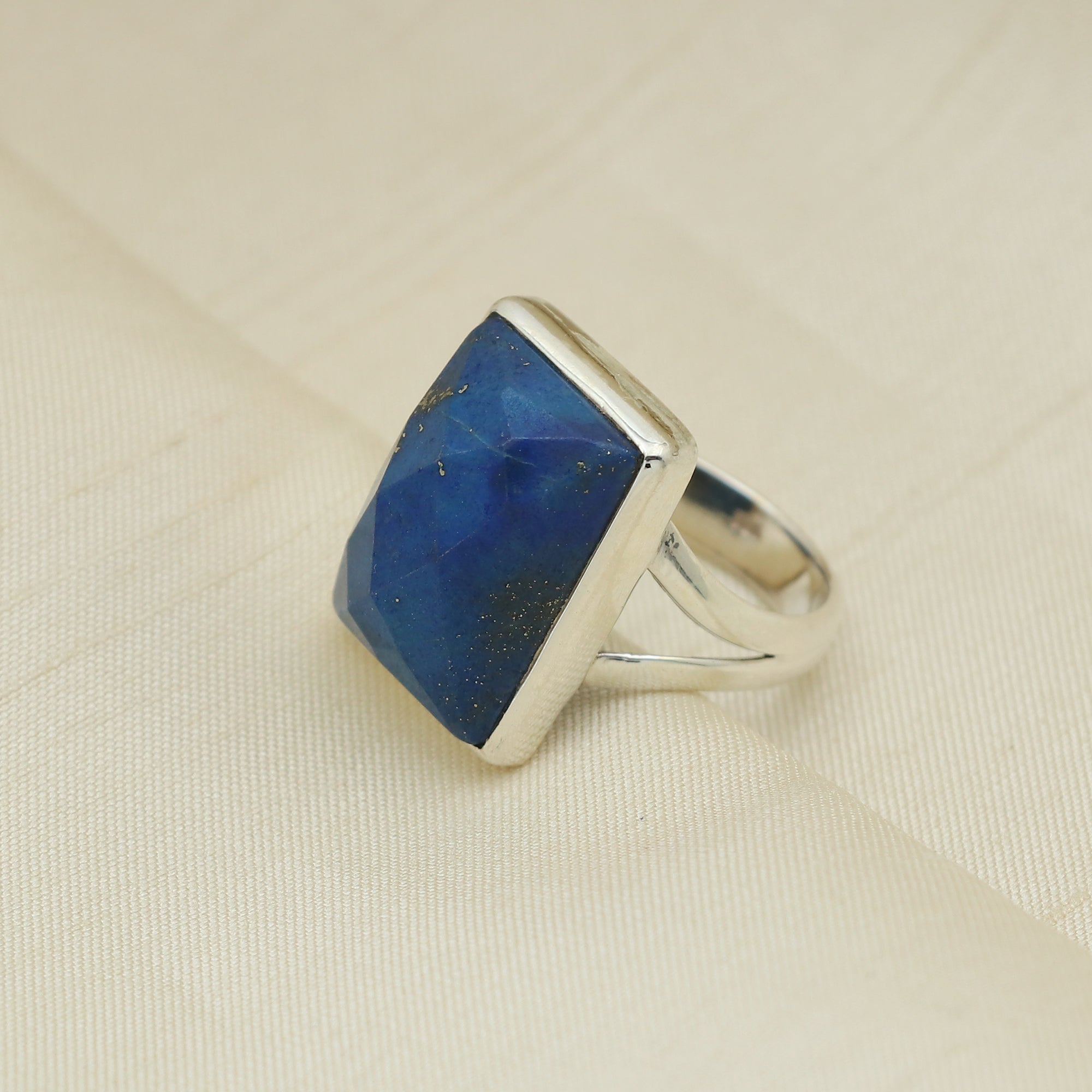 Classic Ring
