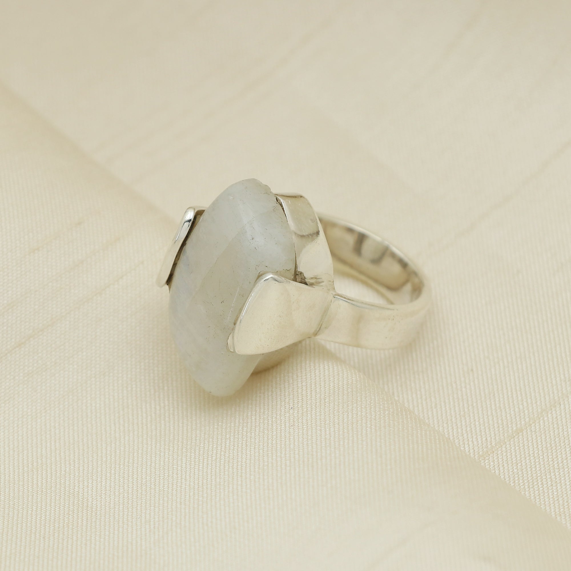 Maya Ring