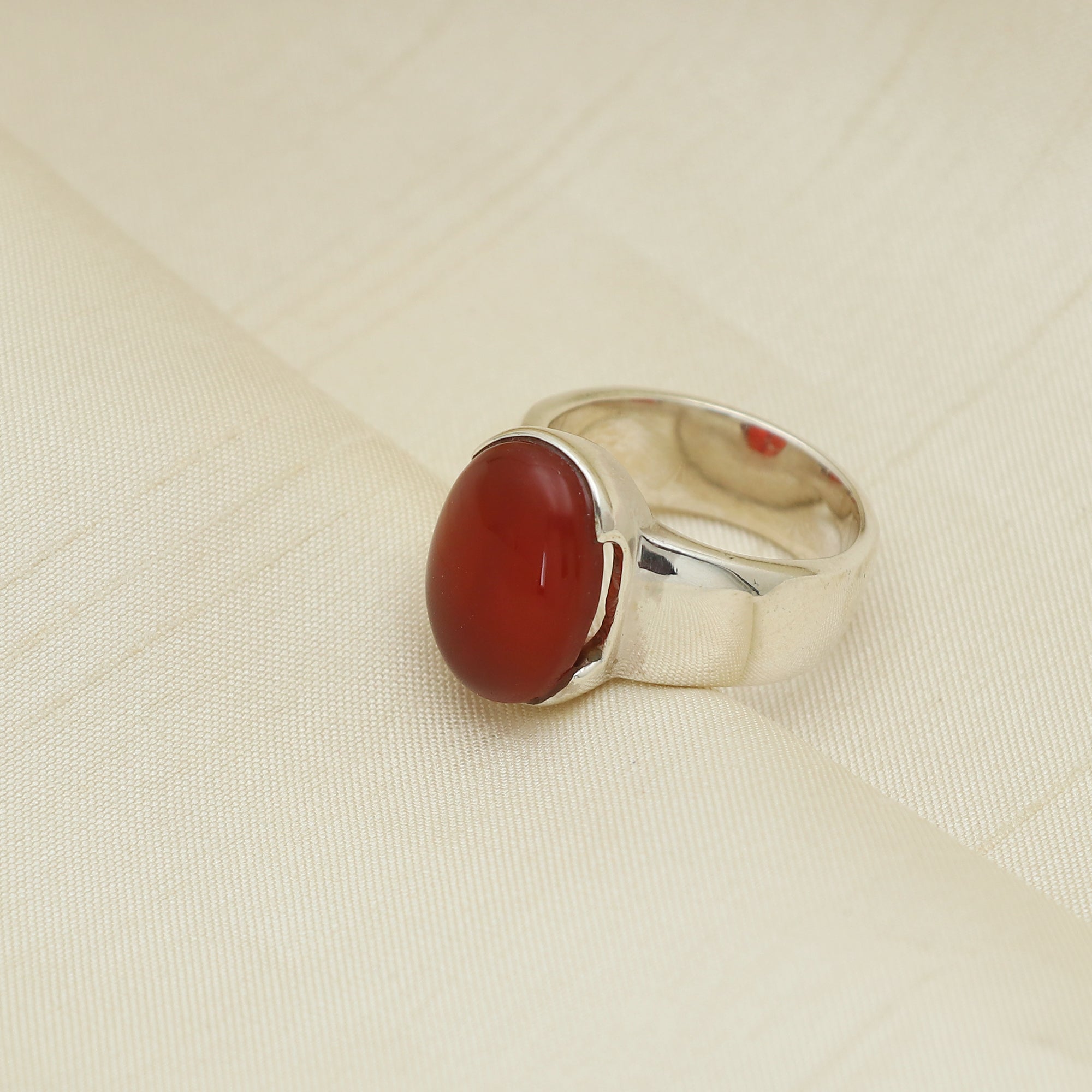 Classic Oval Ring